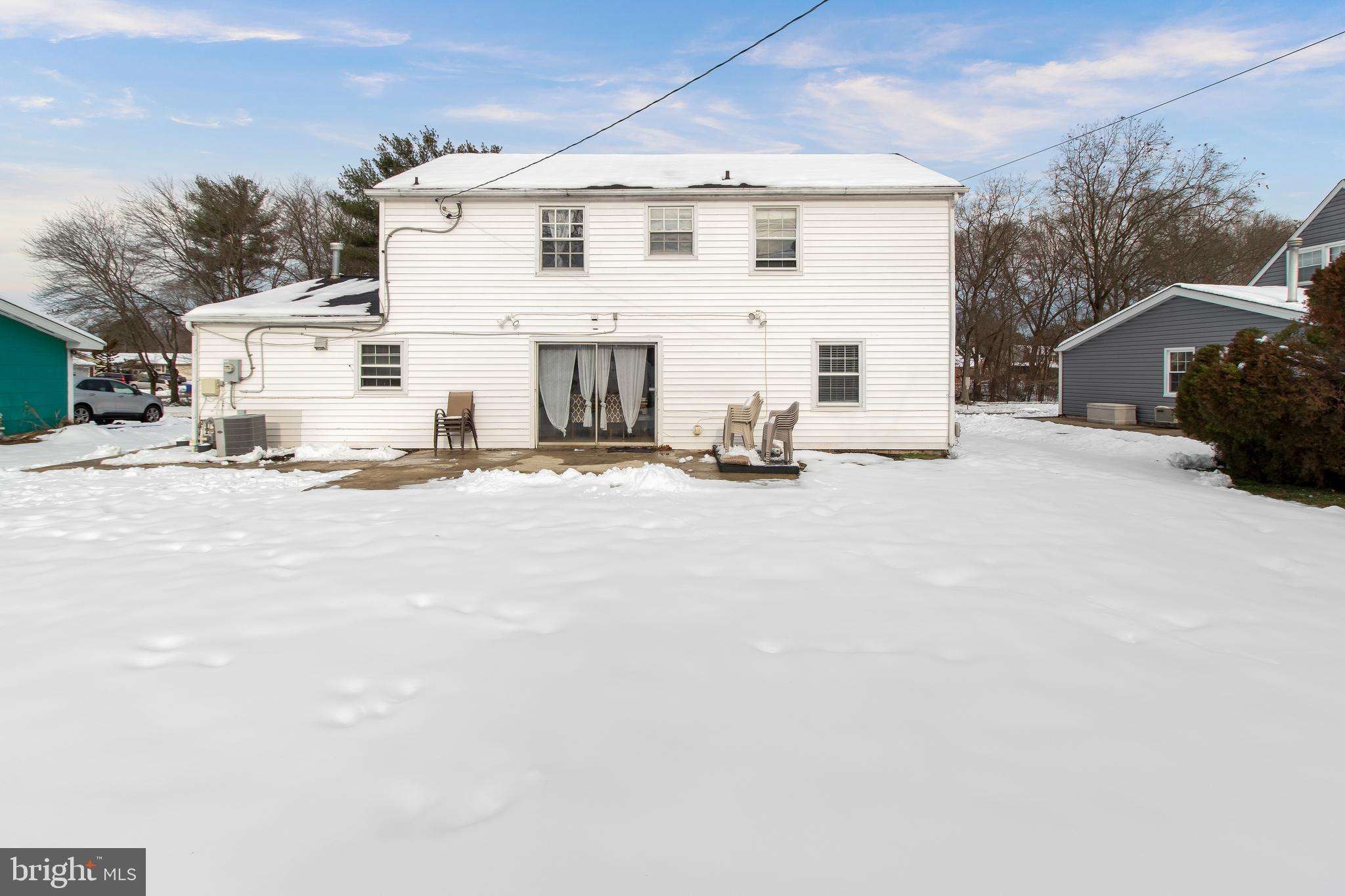 MEADOWBROOK - Residential