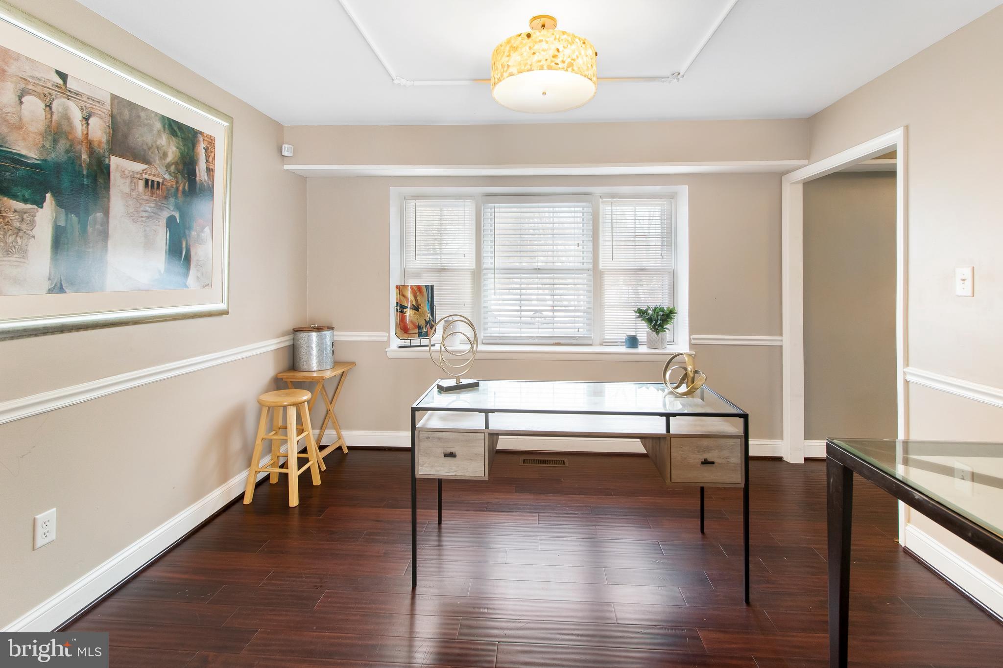 MEADOWBROOK - Residential