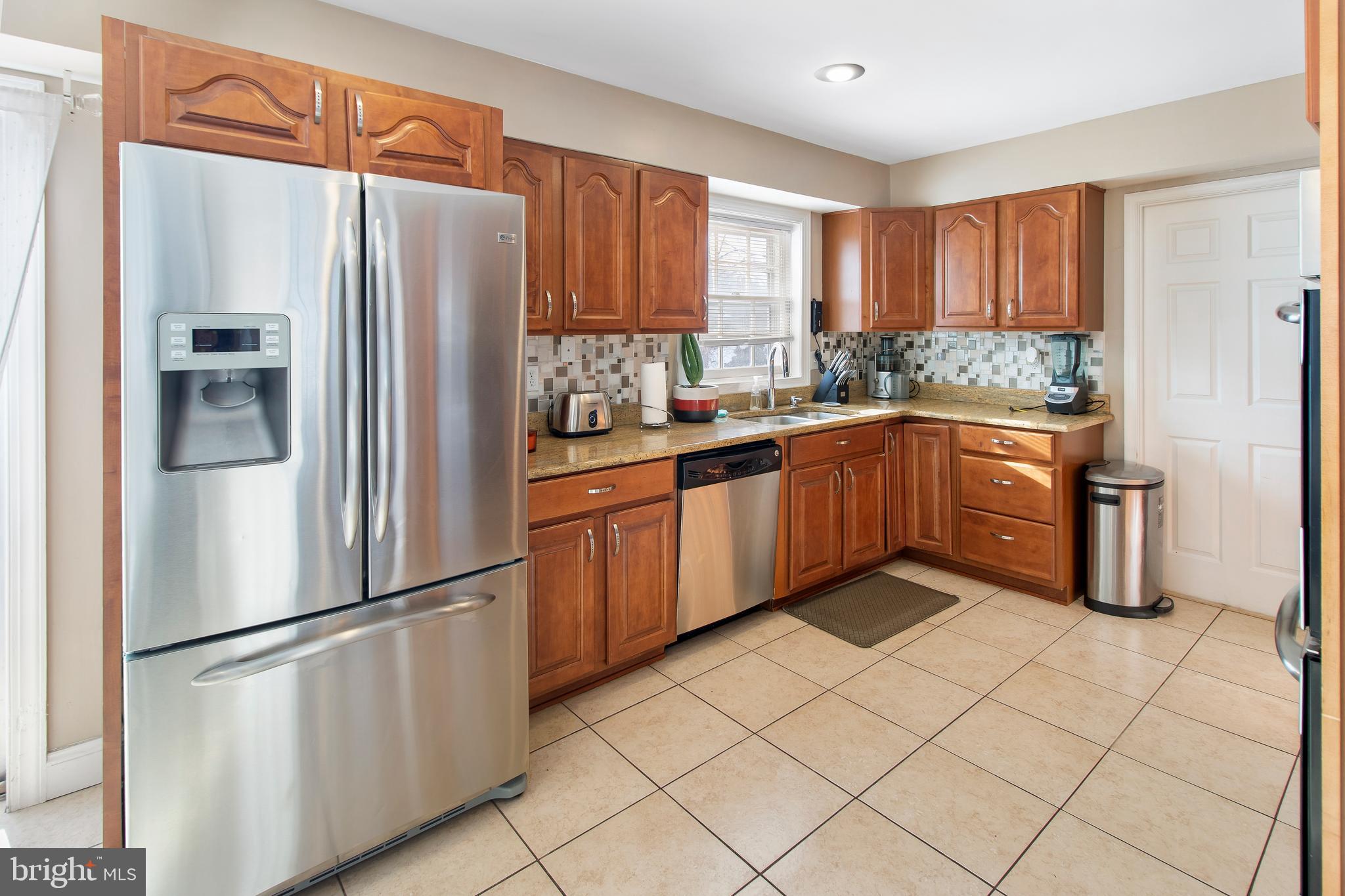 MEADOWBROOK - Residential