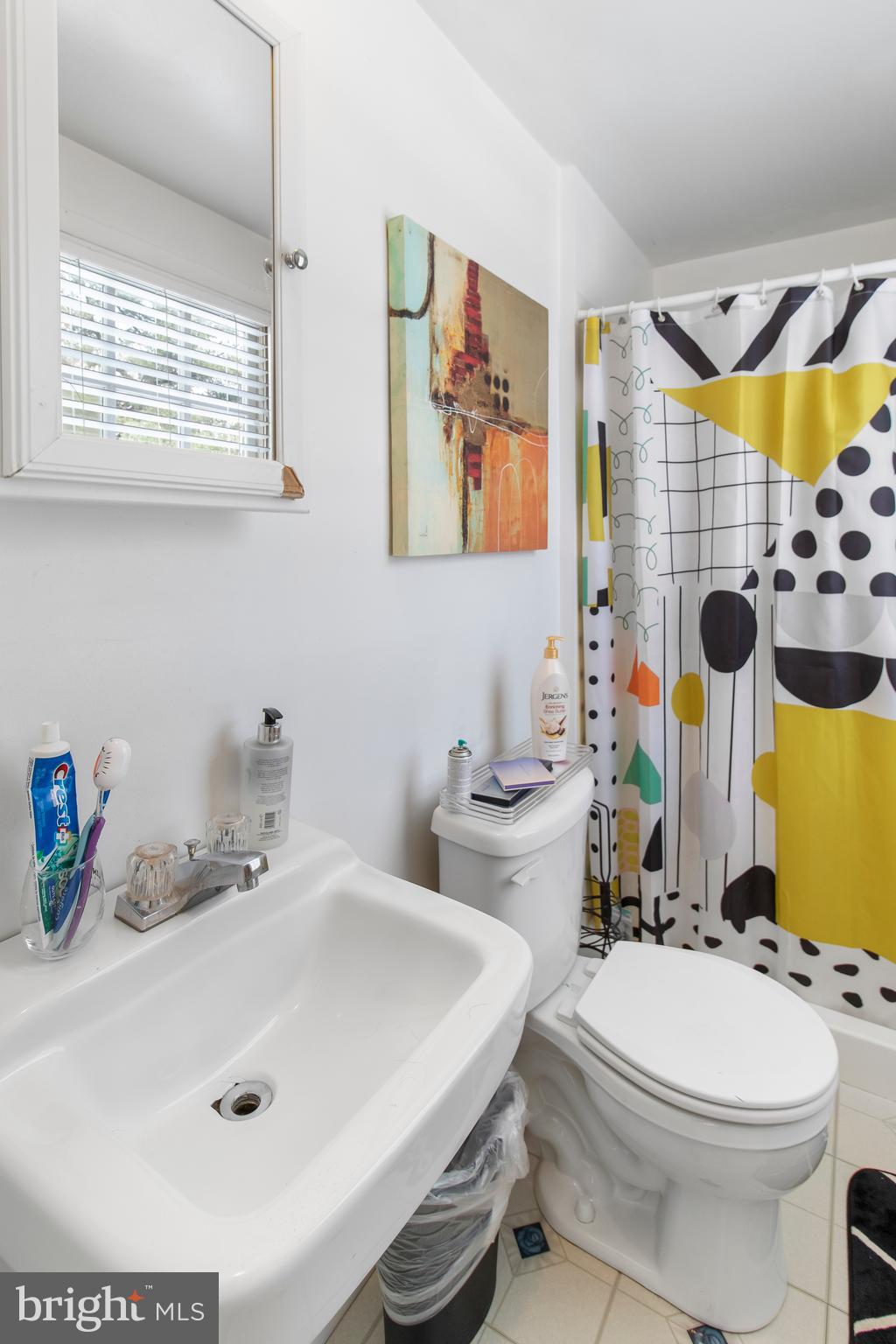 MEADOWBROOK - Residential