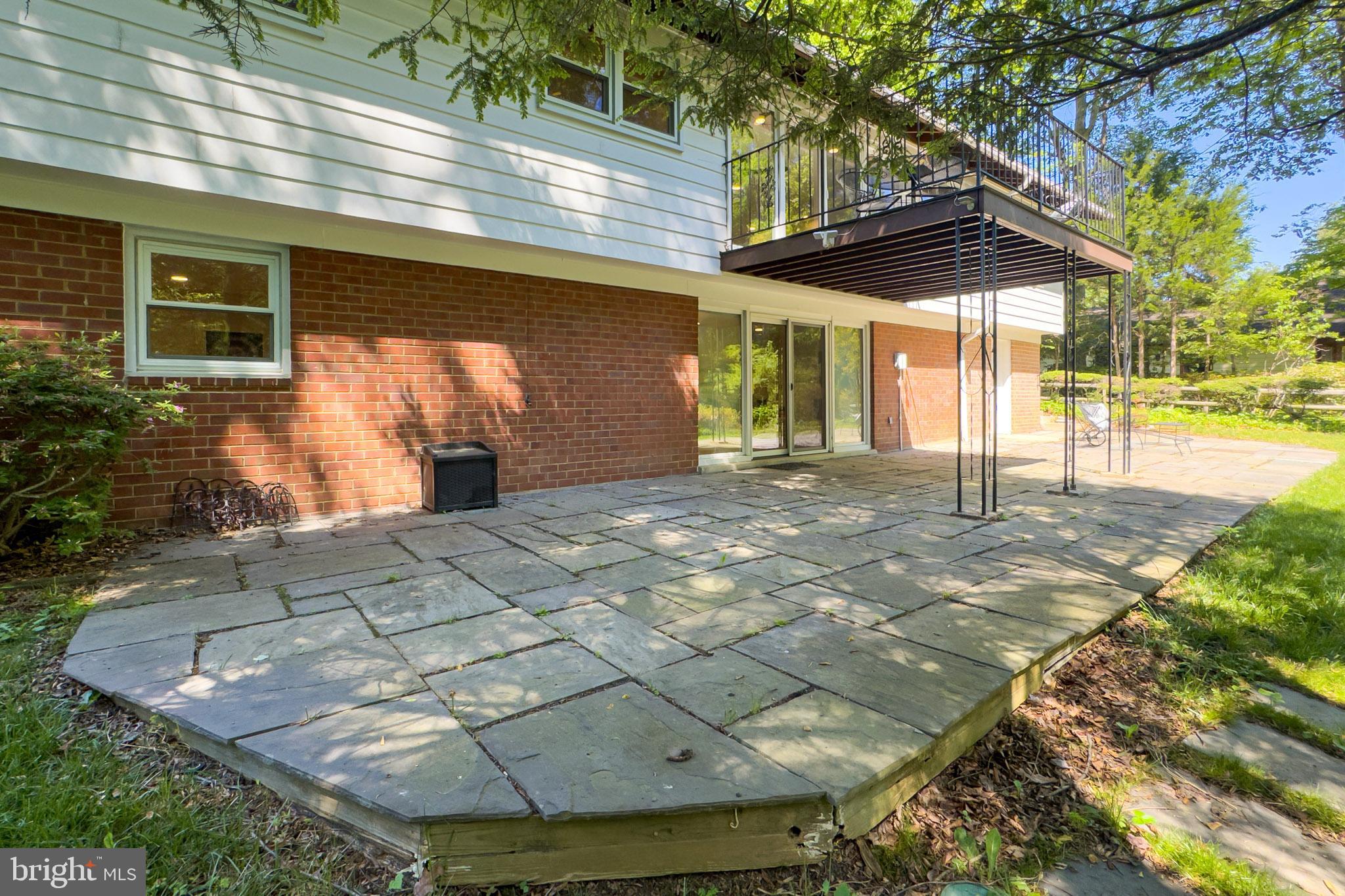 SLEEPY HOLLOW WOODS - Residential