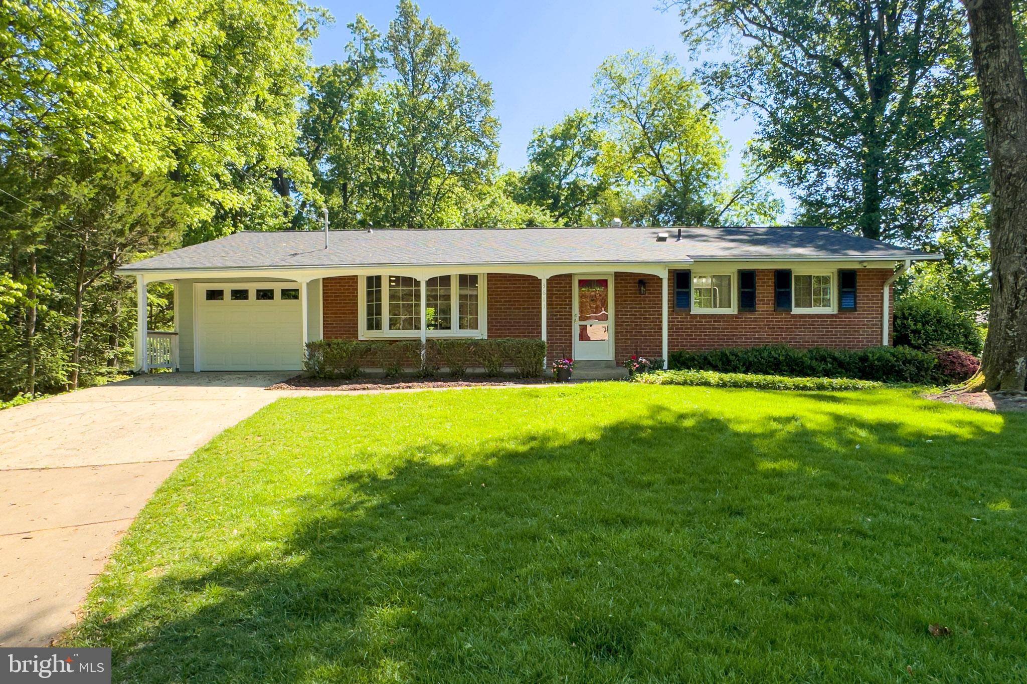 SLEEPY HOLLOW WOODS - Residential