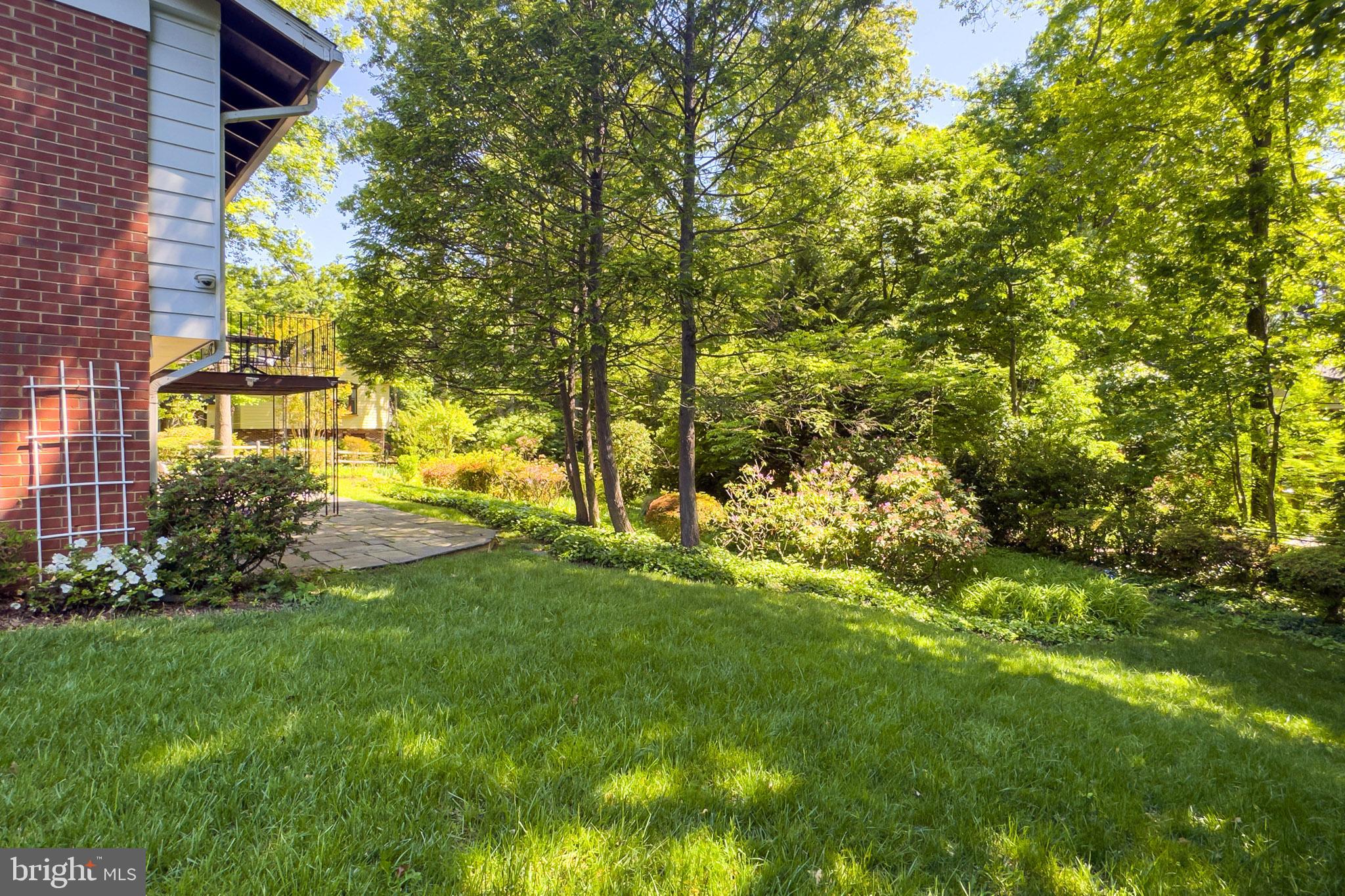SLEEPY HOLLOW WOODS - Residential