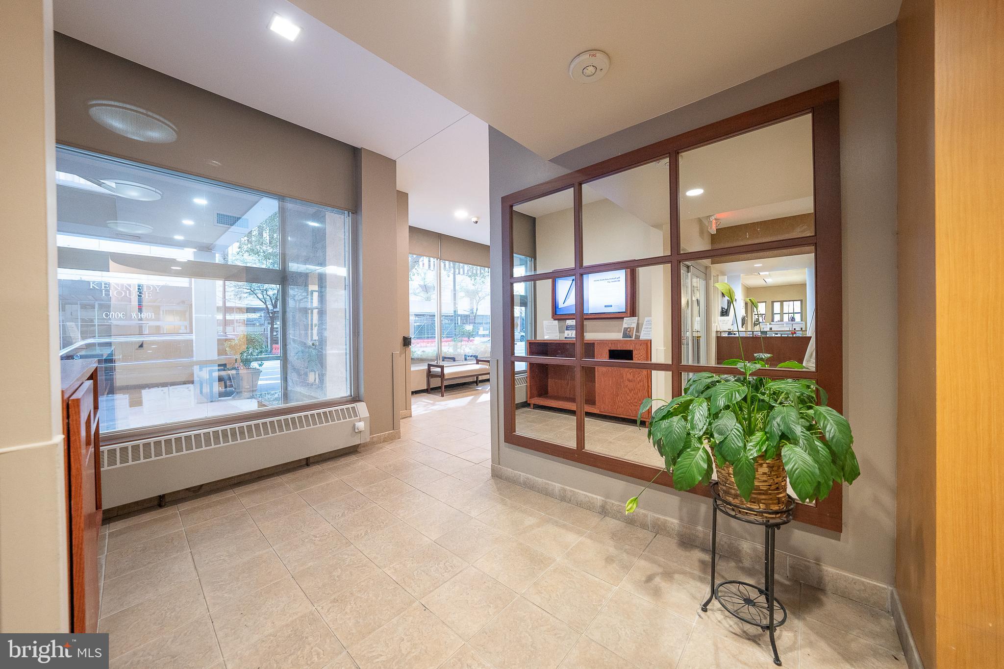 1900 JOHN F KENNEDY BOULEVARD 1612