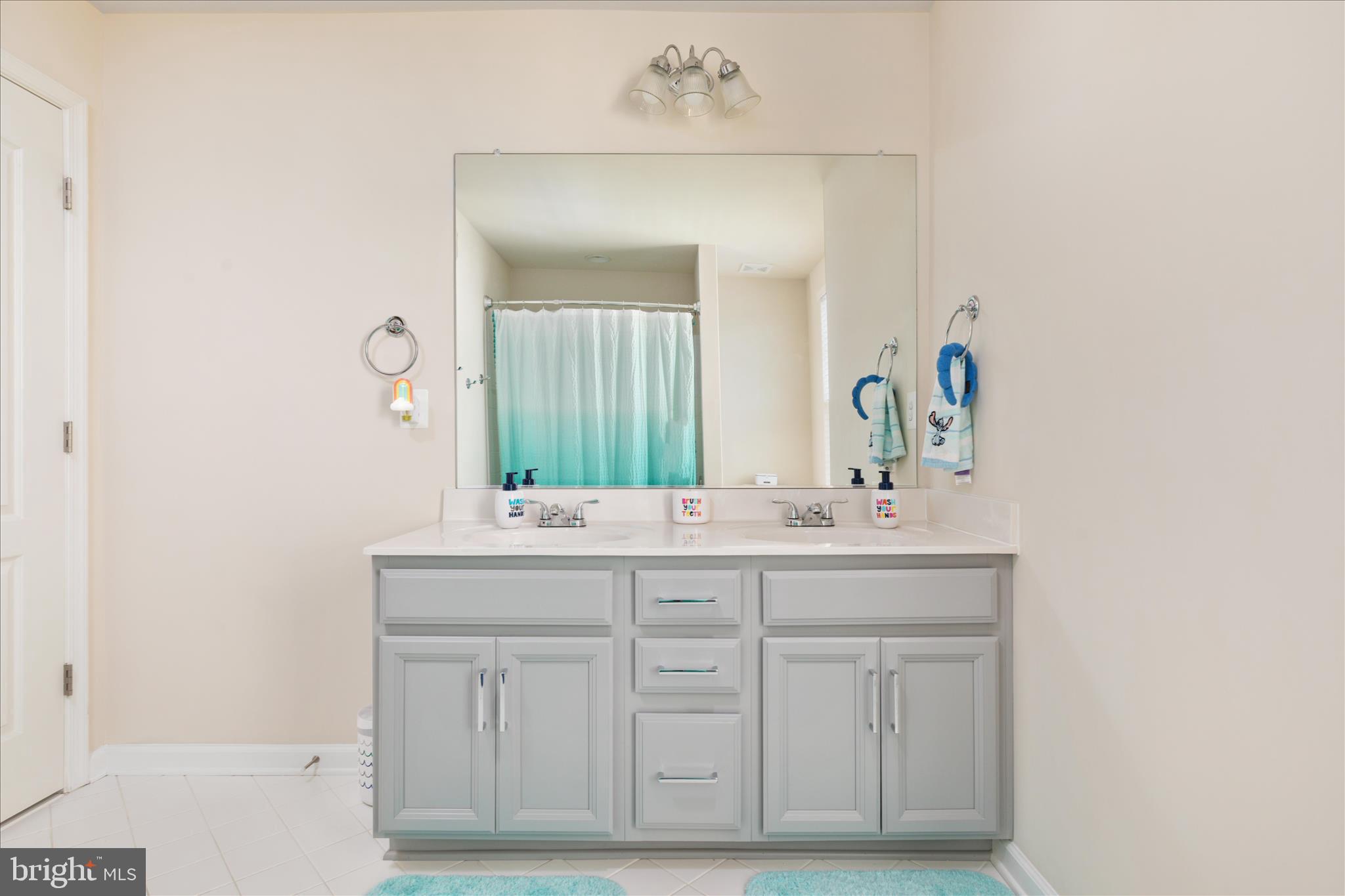 SNOWDEN BRIDGE - Residential