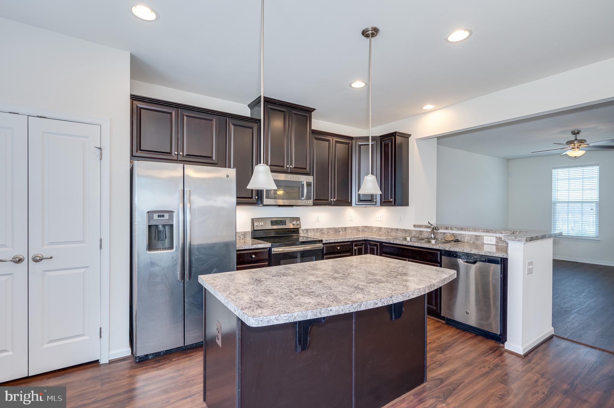 POTOMAC STATION - Residential