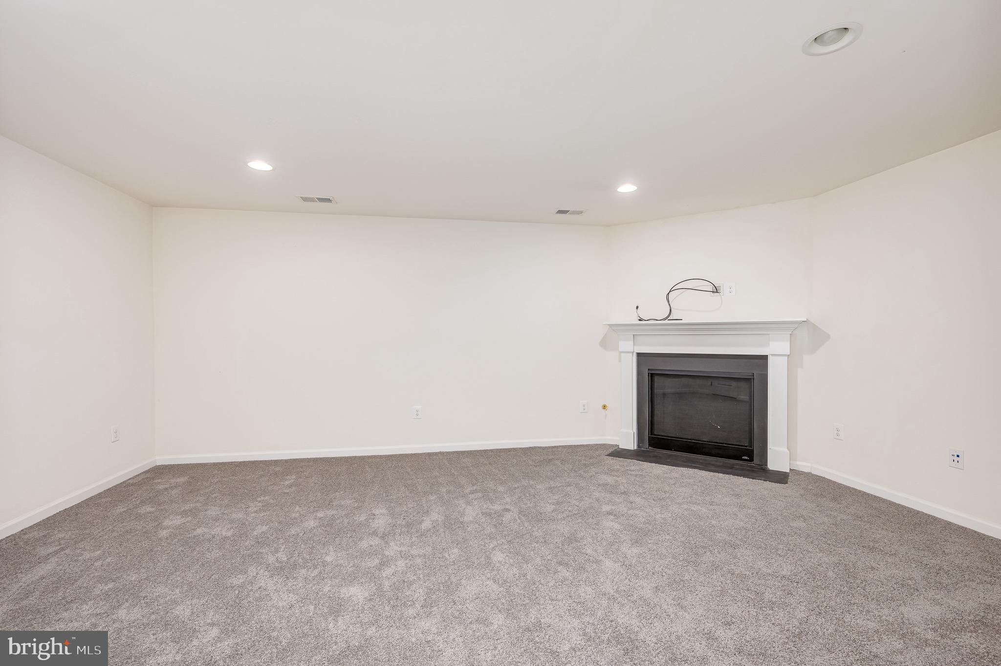 POTOMAC STATION - Residential