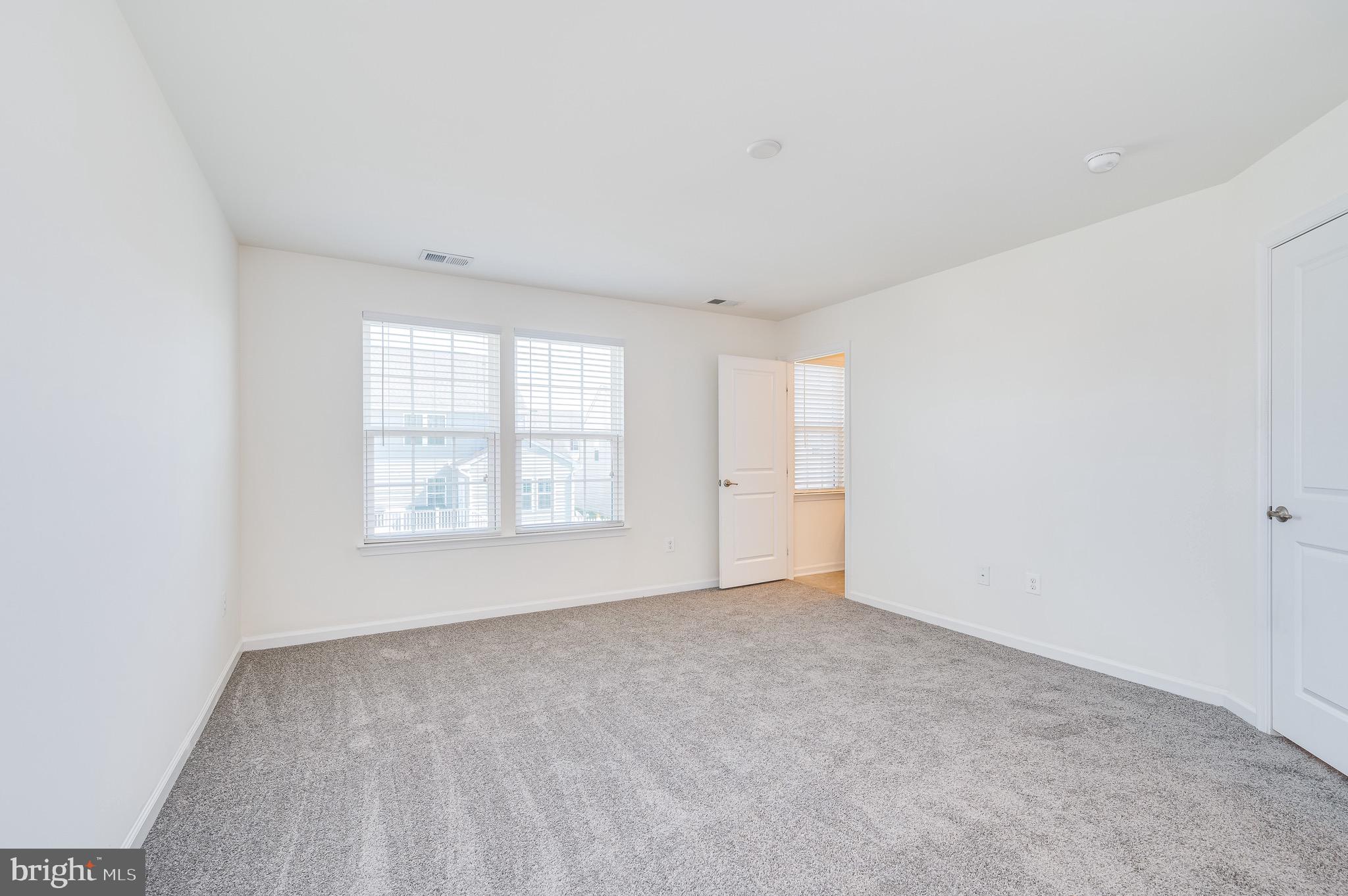 POTOMAC STATION - Residential