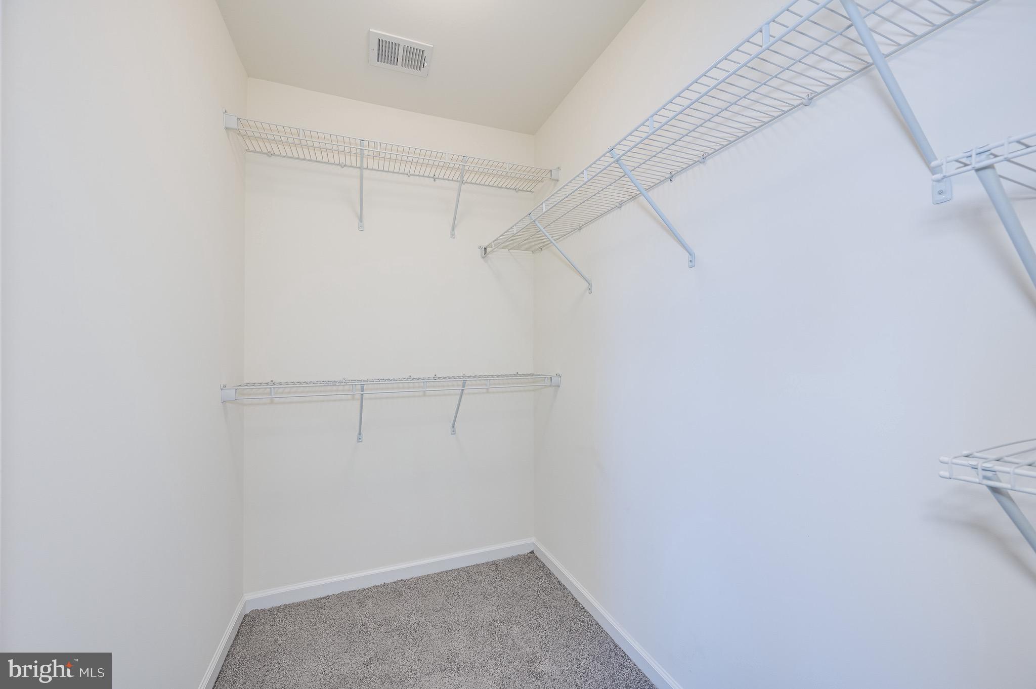 POTOMAC STATION - Residential