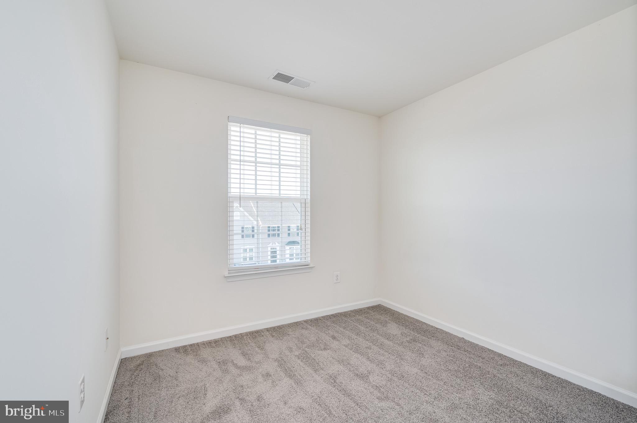 POTOMAC STATION - Residential