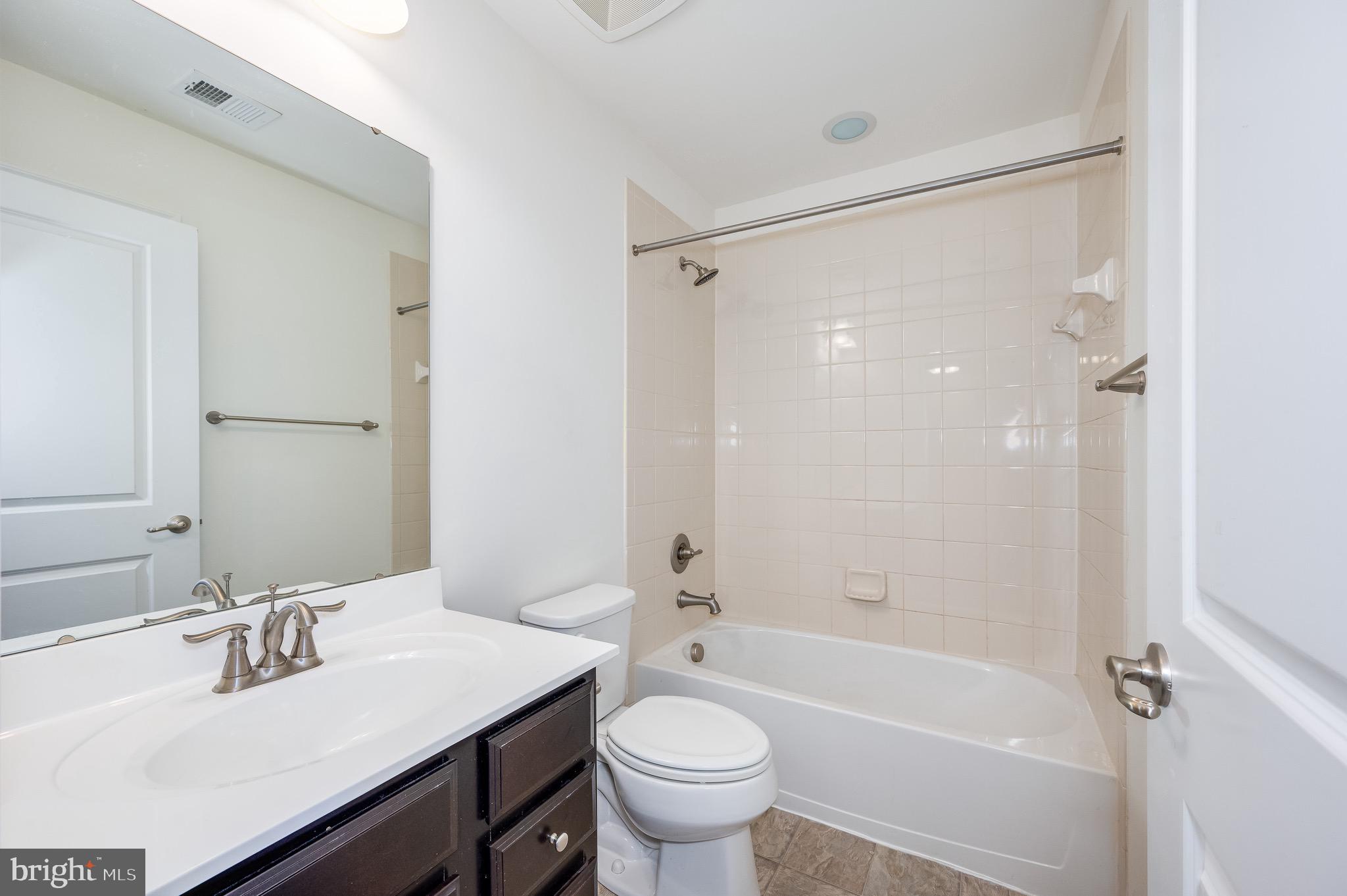 POTOMAC STATION - Residential