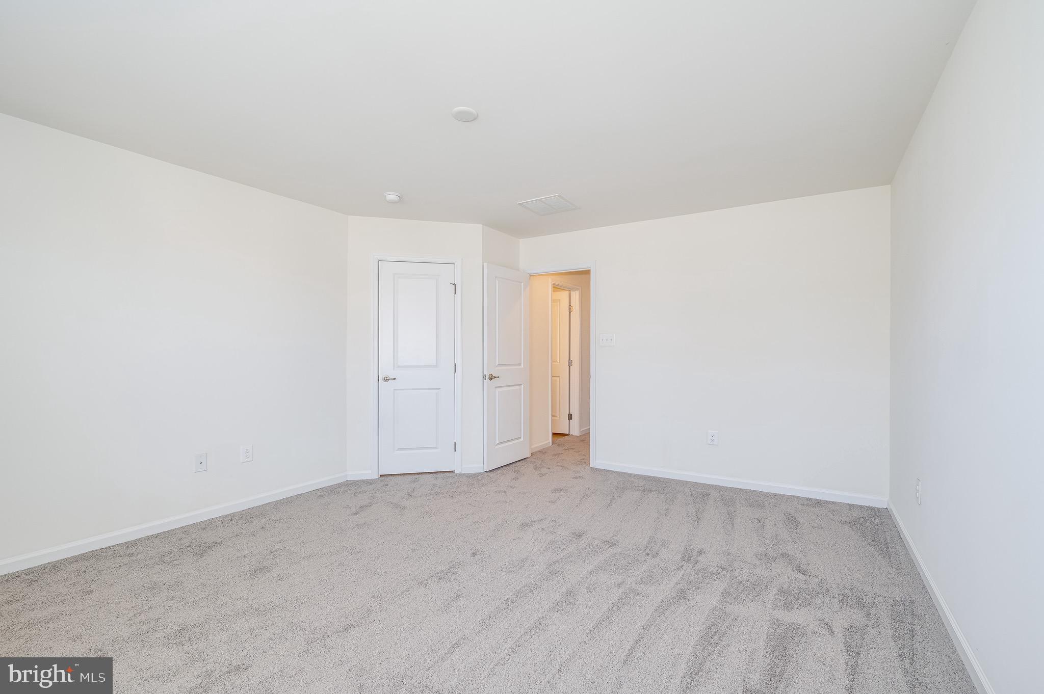 POTOMAC STATION - Residential