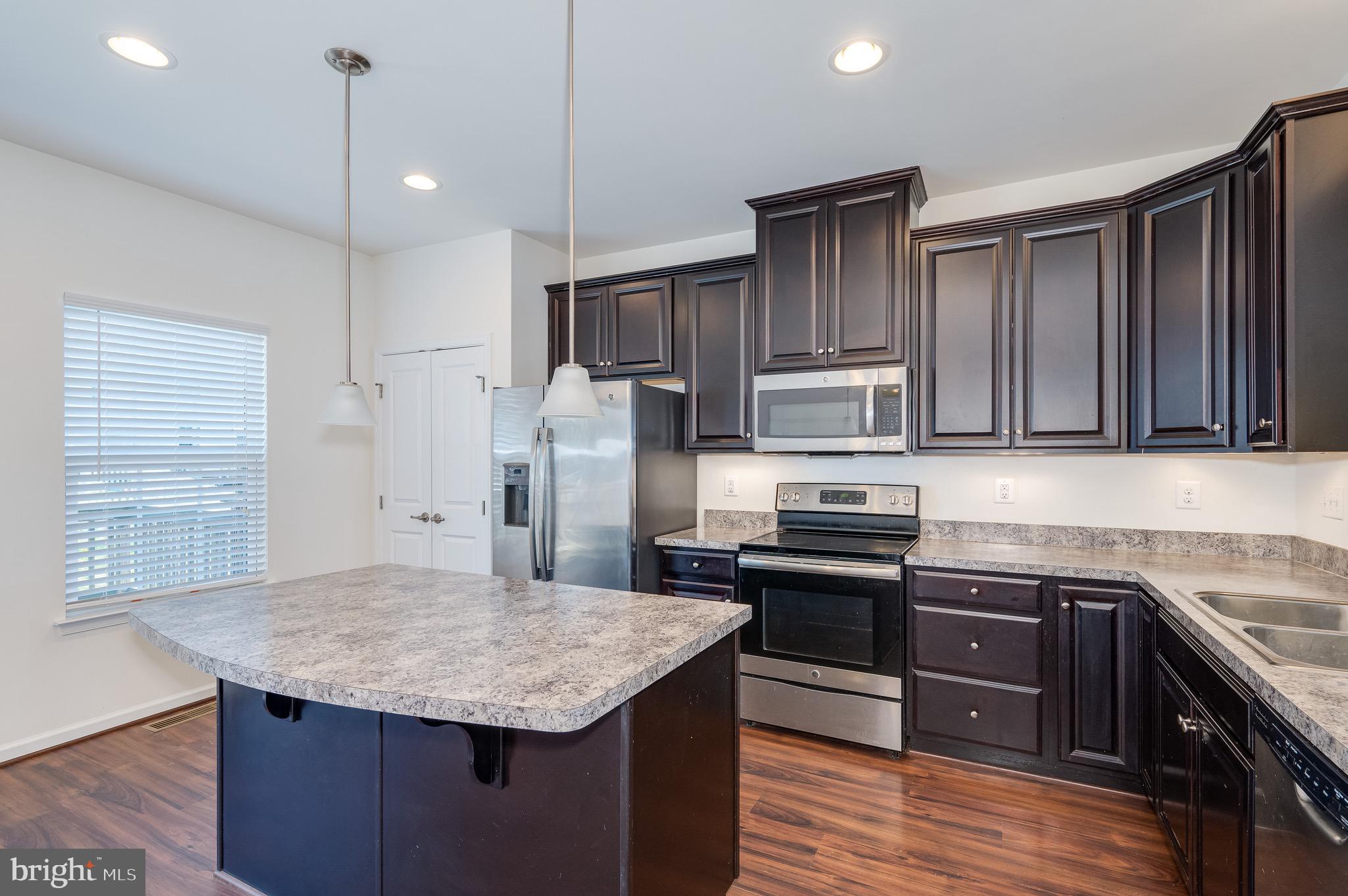 POTOMAC STATION - Residential