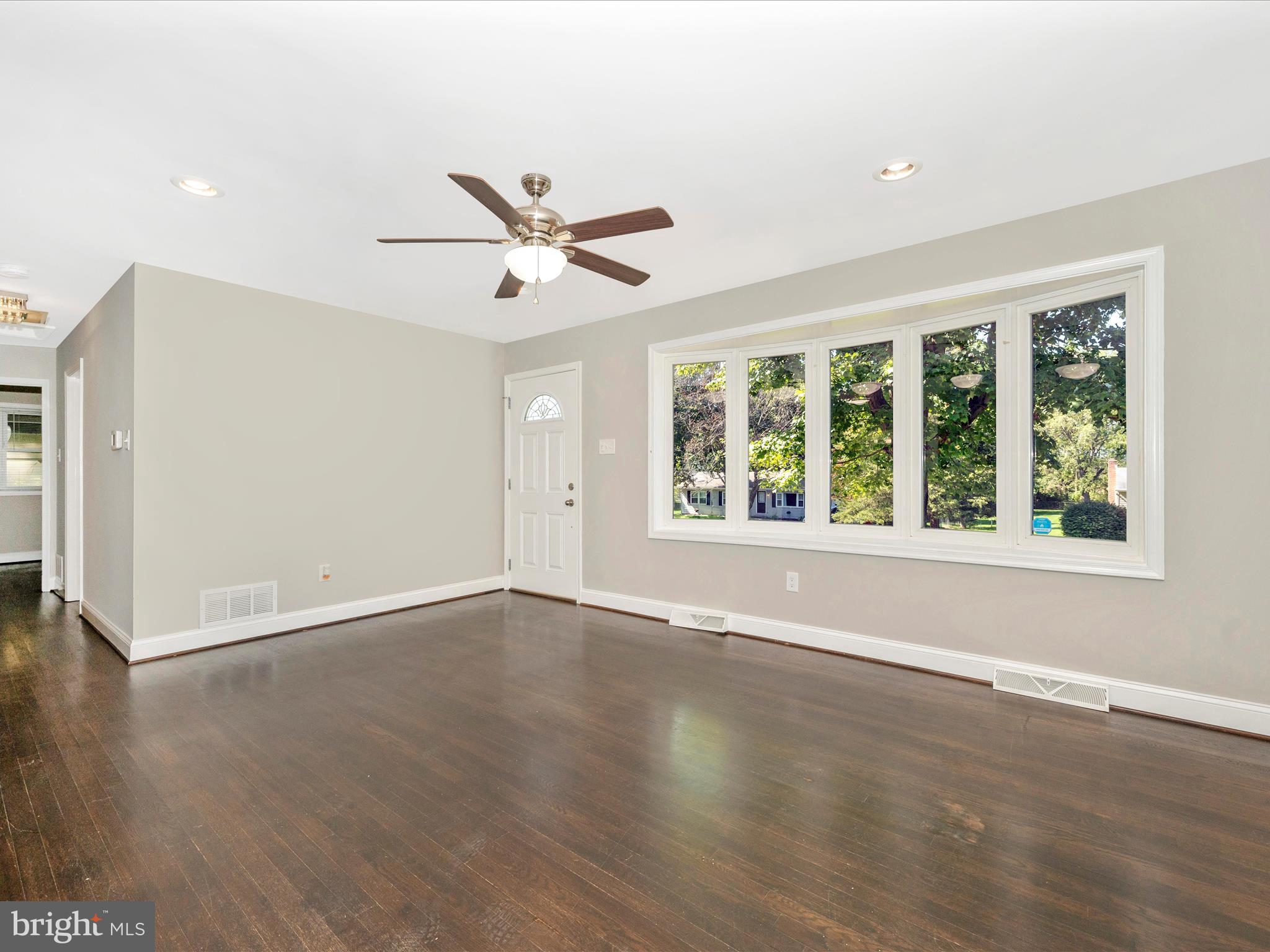 SHARPSBURG - Residential