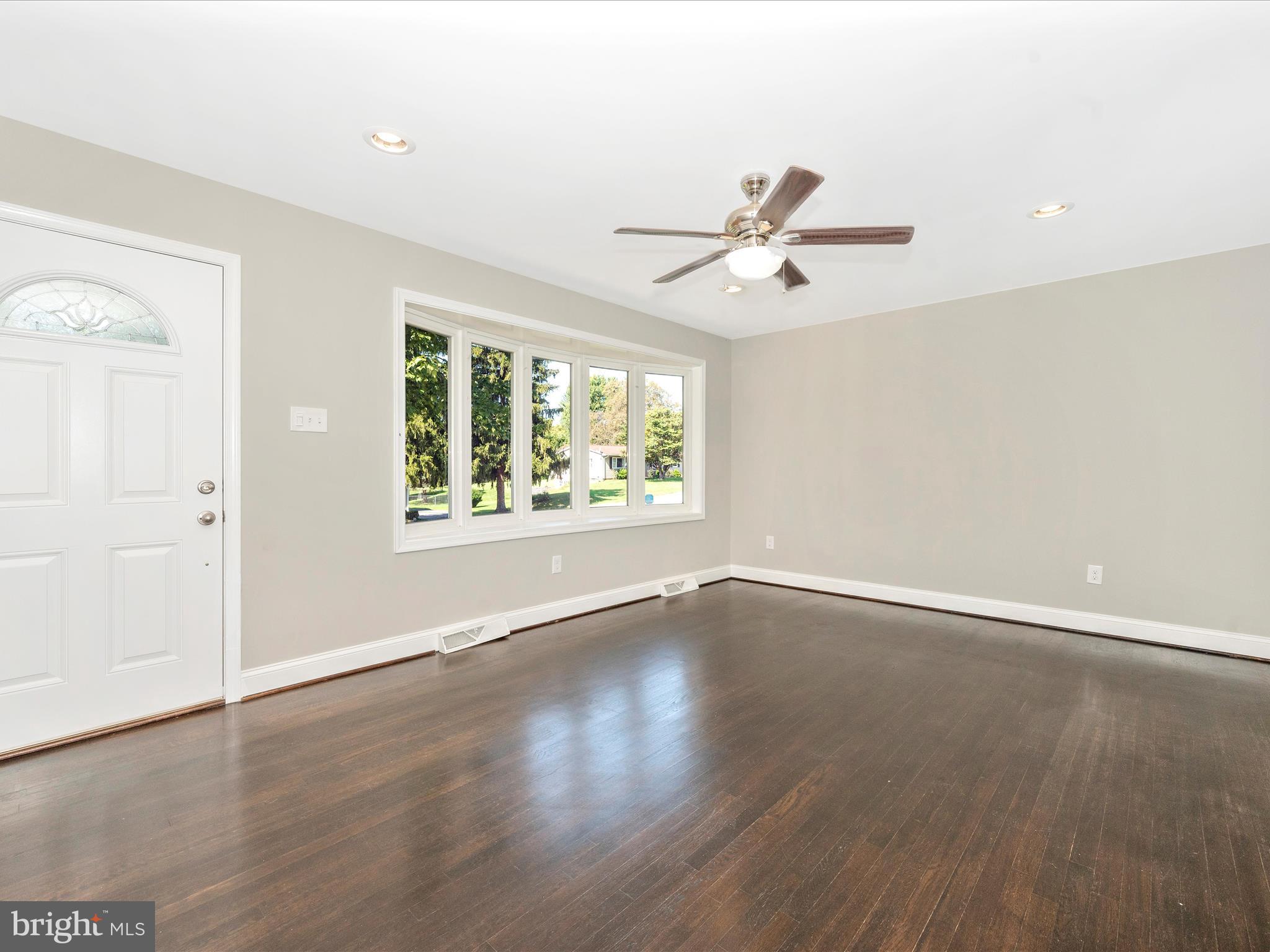 SHARPSBURG - Residential