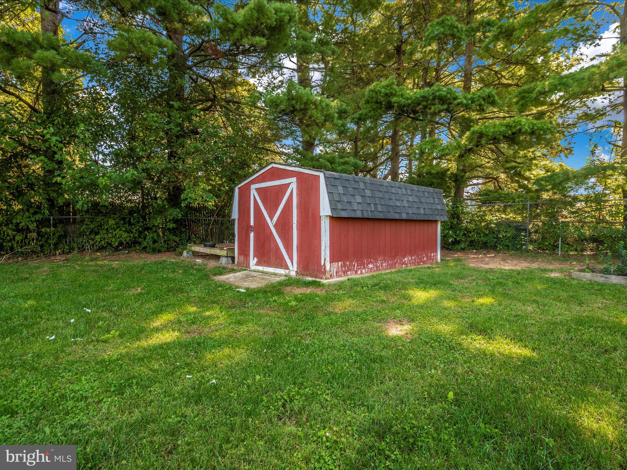 SHARPSBURG - Residential