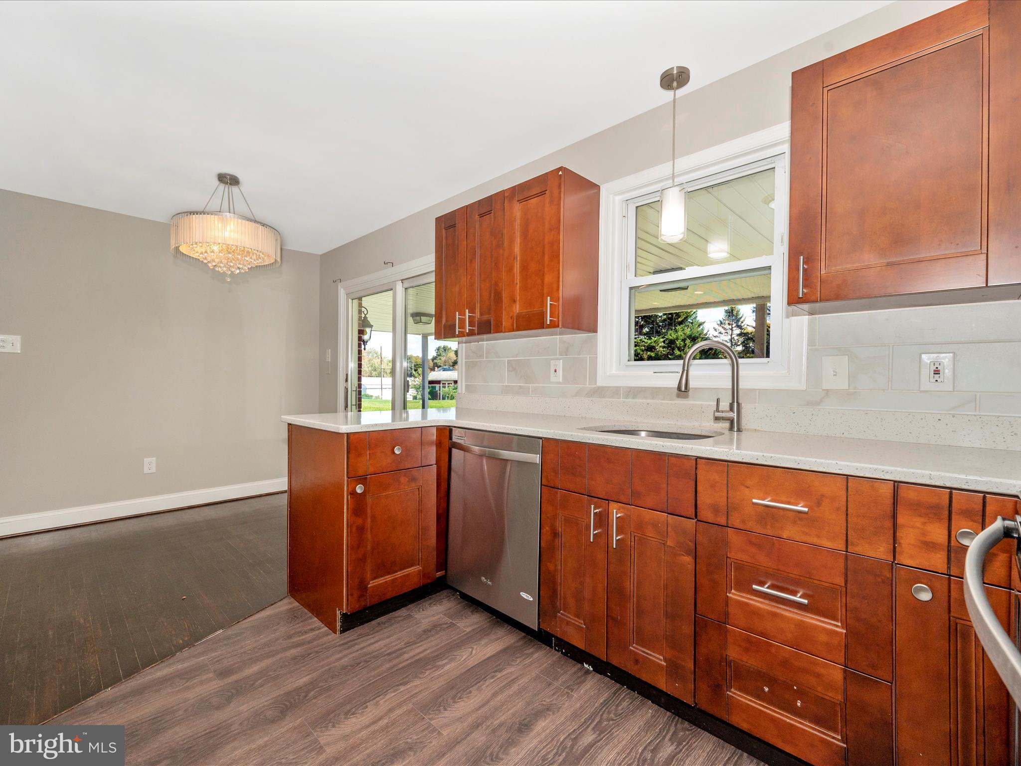 SHARPSBURG - Residential