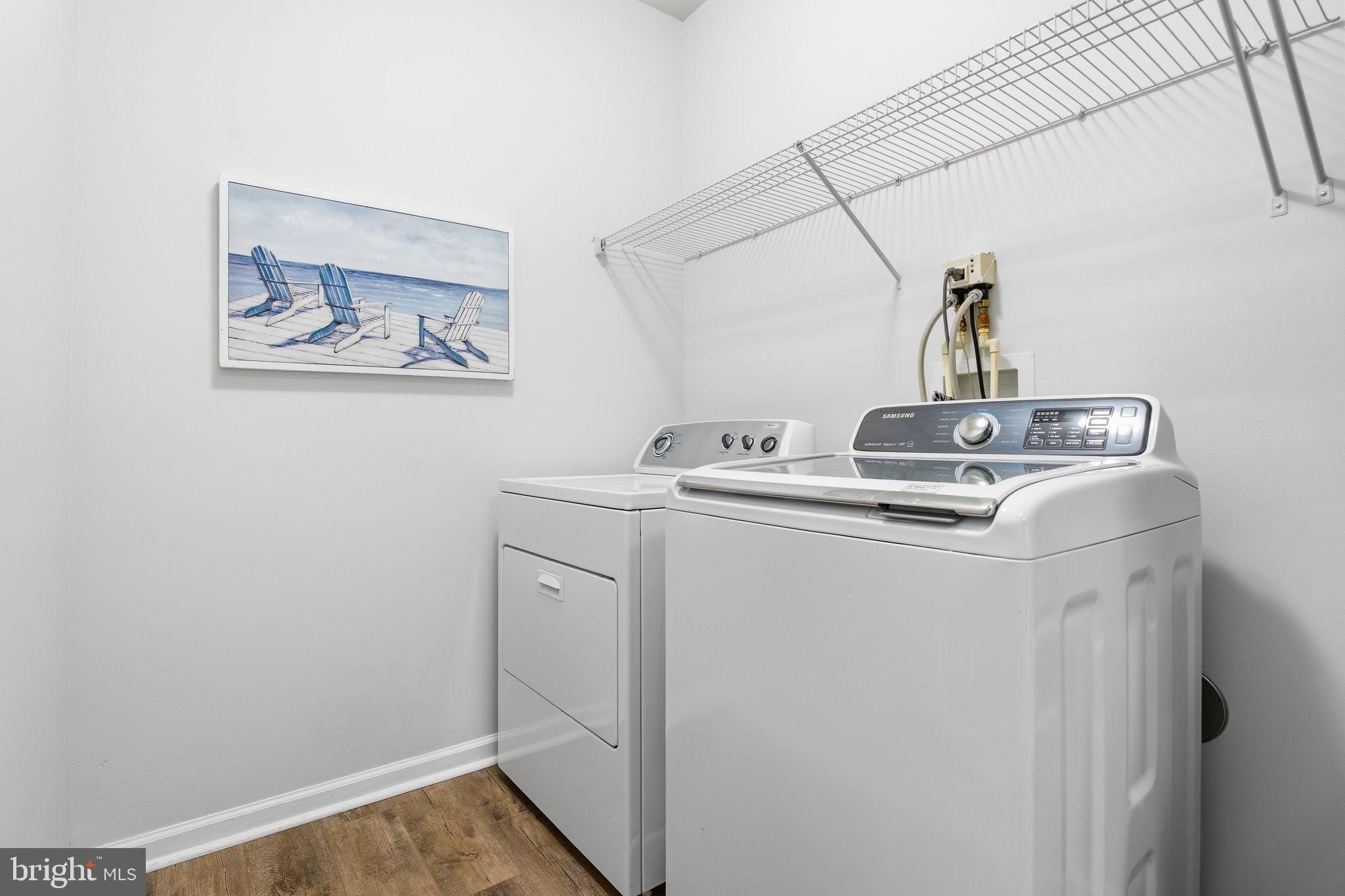 CARROLLS CREEK - Residential