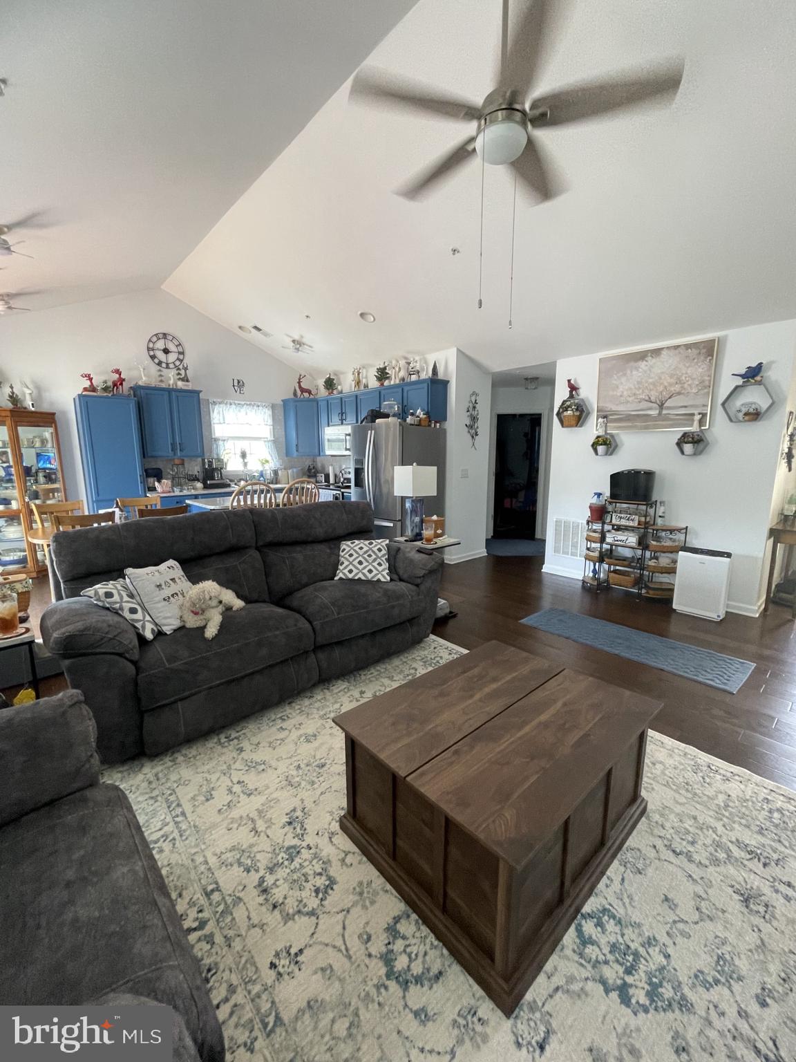 PINE COVE - Residential