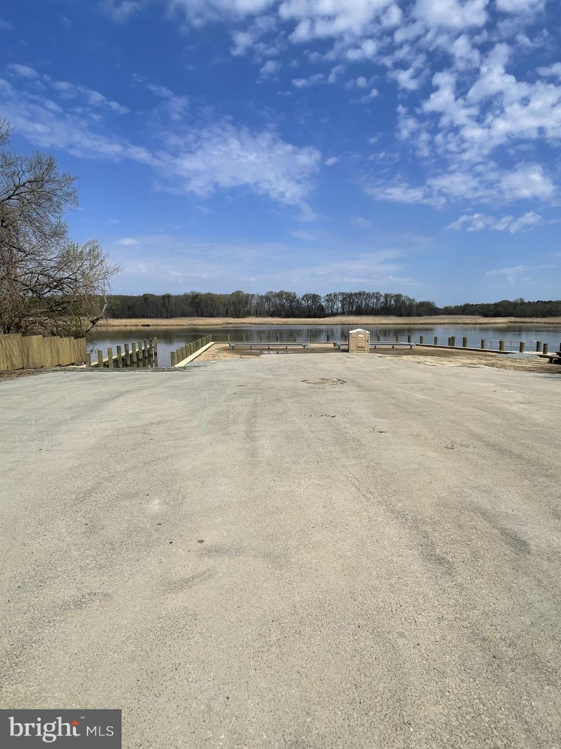 PINE COVE - Residential