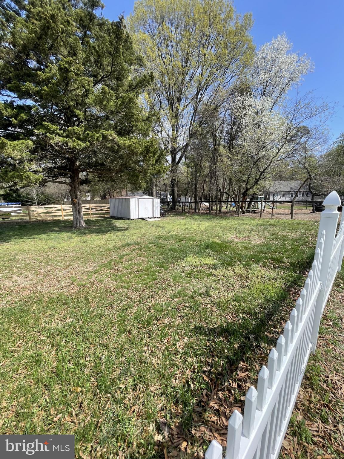 PINE COVE - Residential