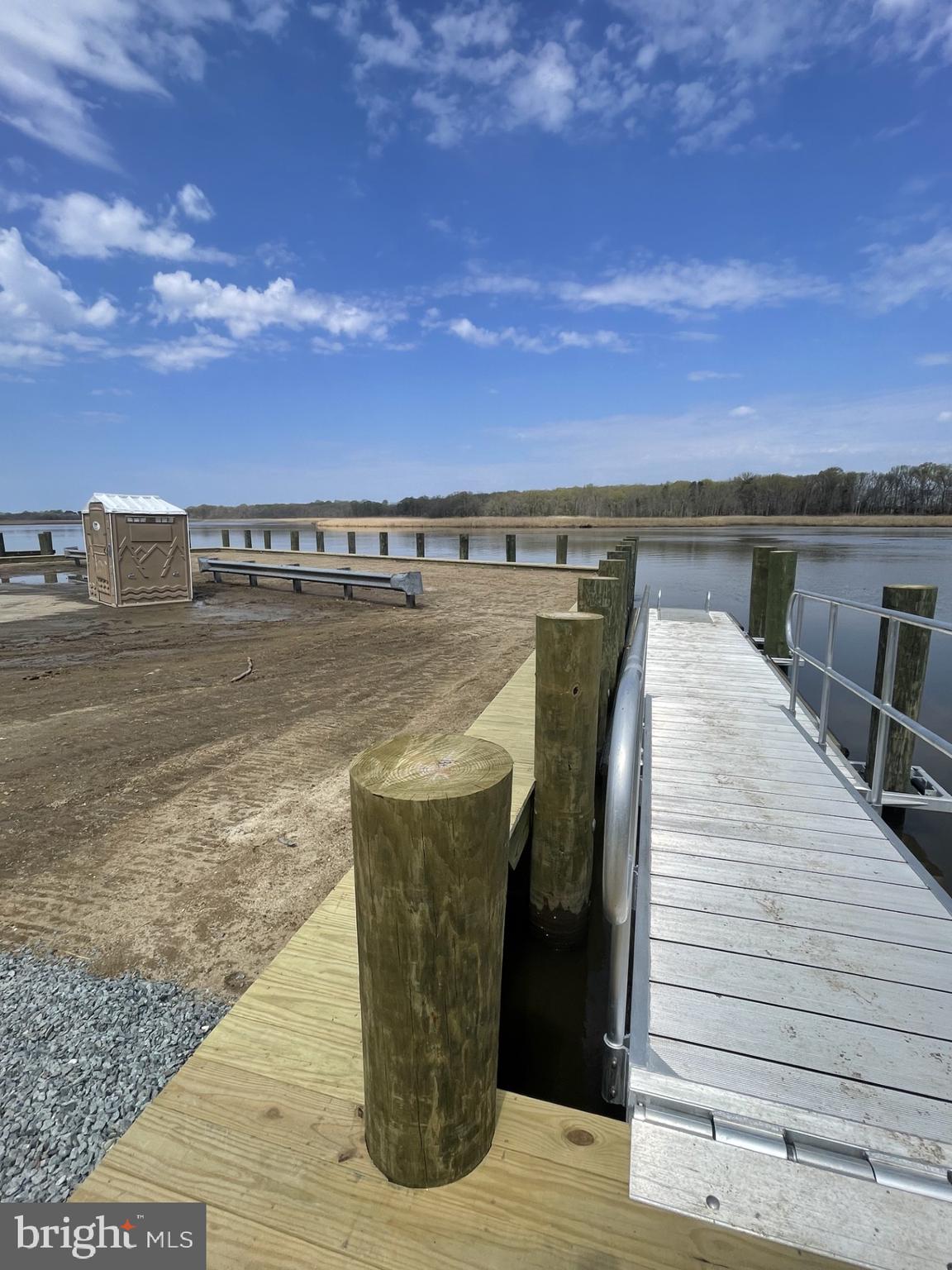 PINE COVE - Residential