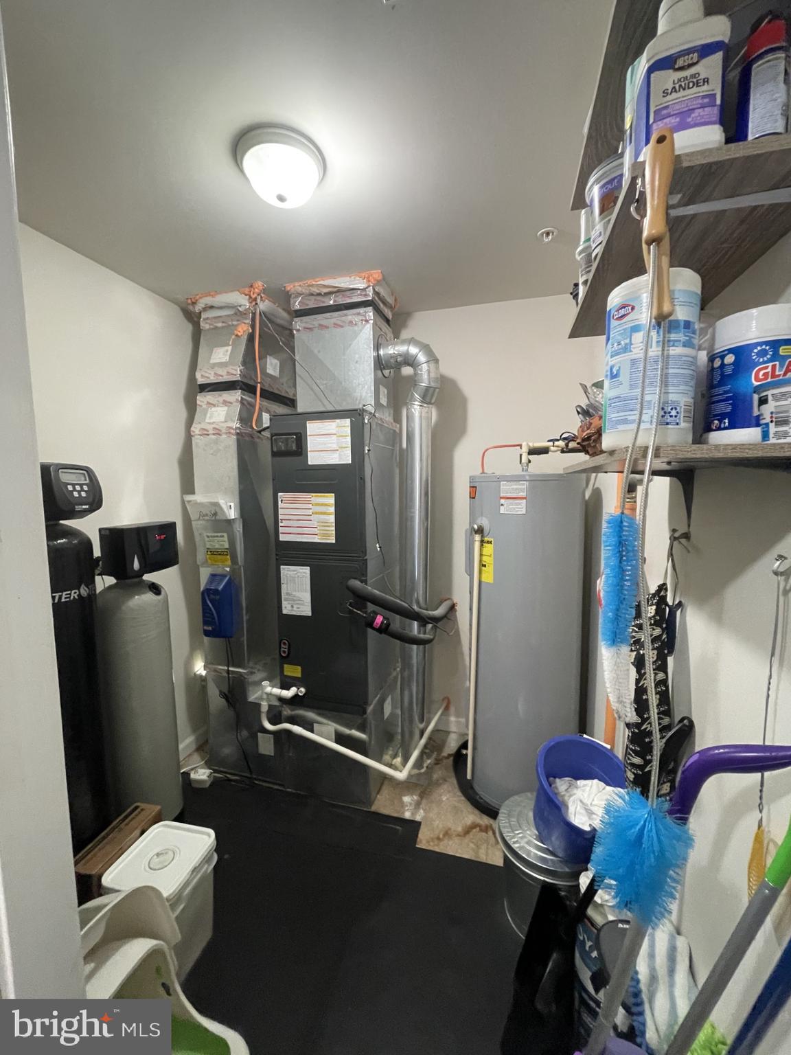 PINE COVE - Residential