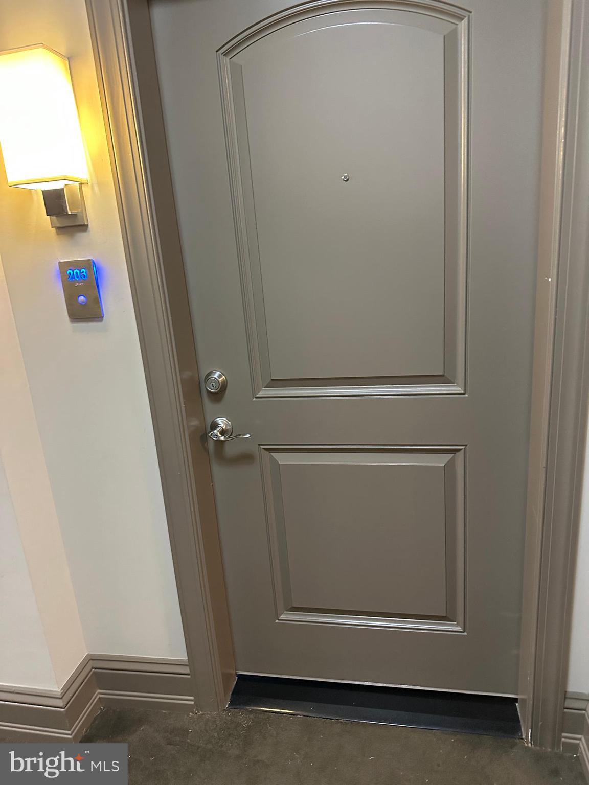 DISCOVERY SQUARE - Residential