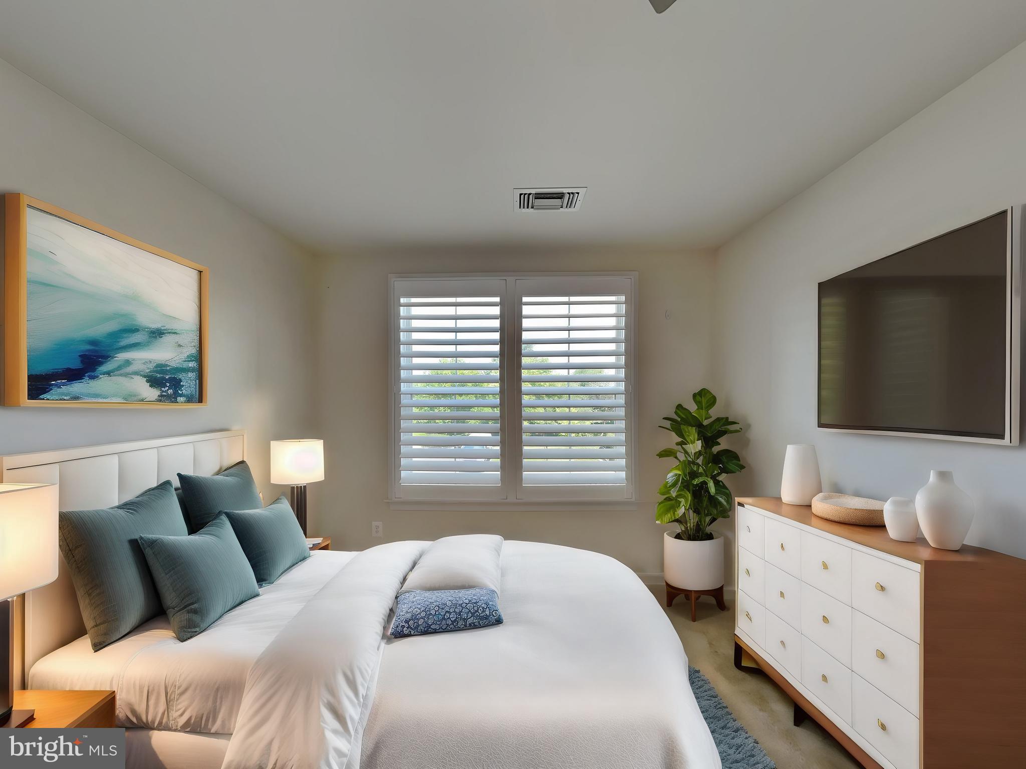 DISCOVERY SQUARE - Residential