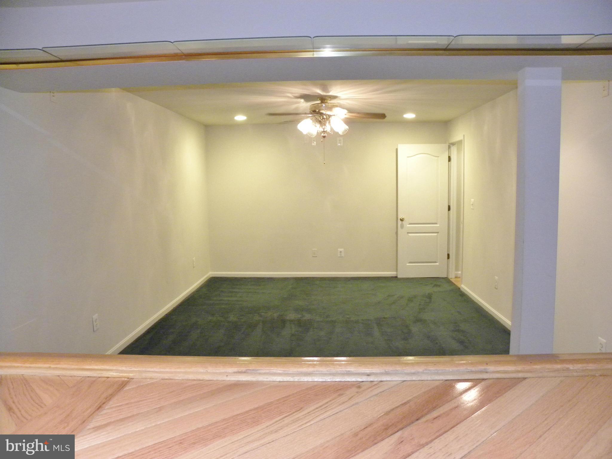 SOMERSET - Residential