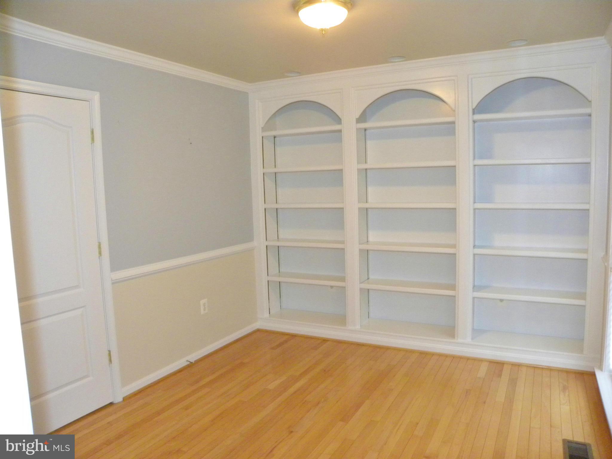 SOMERSET - Residential