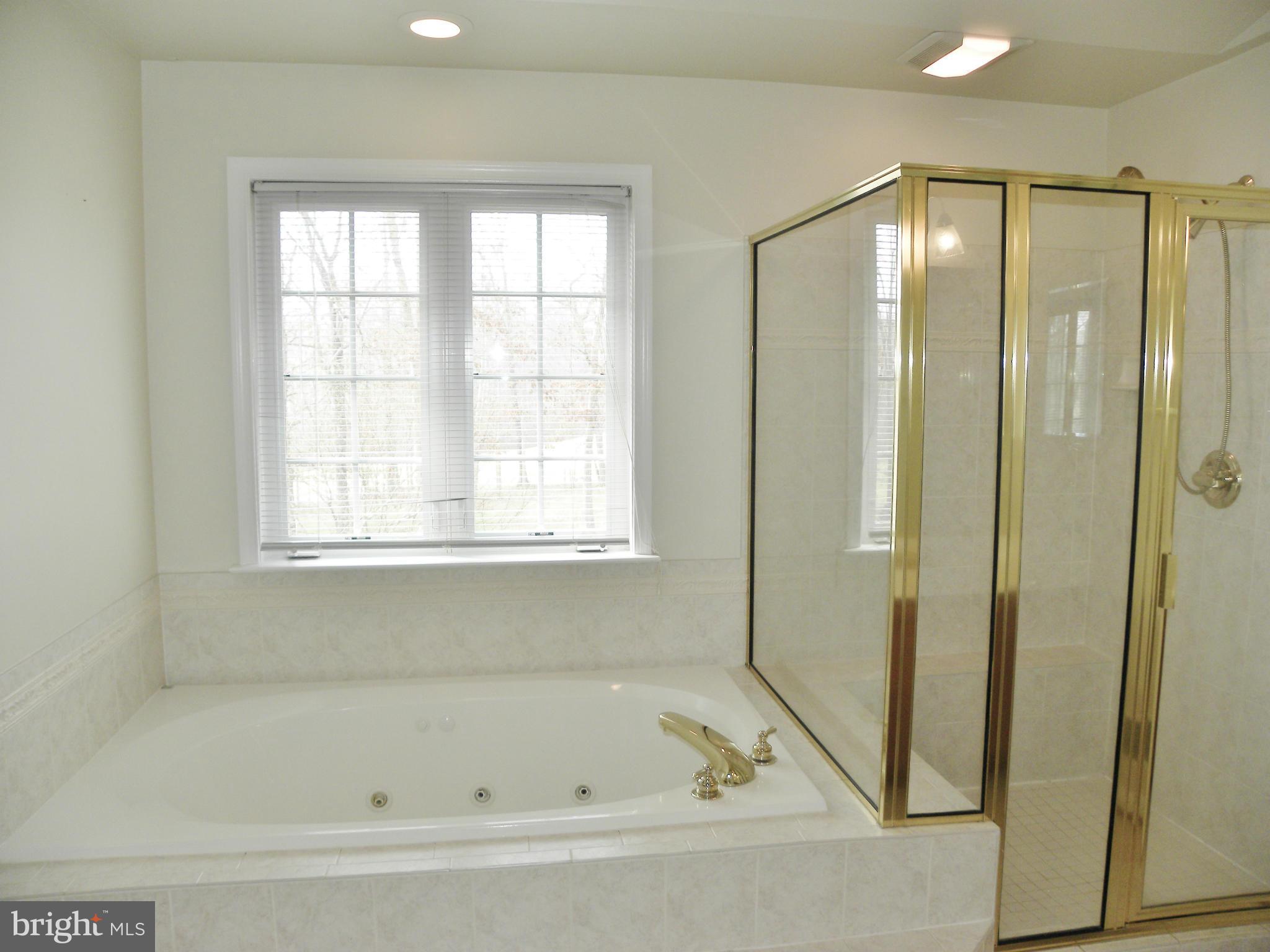 SOMERSET - Residential