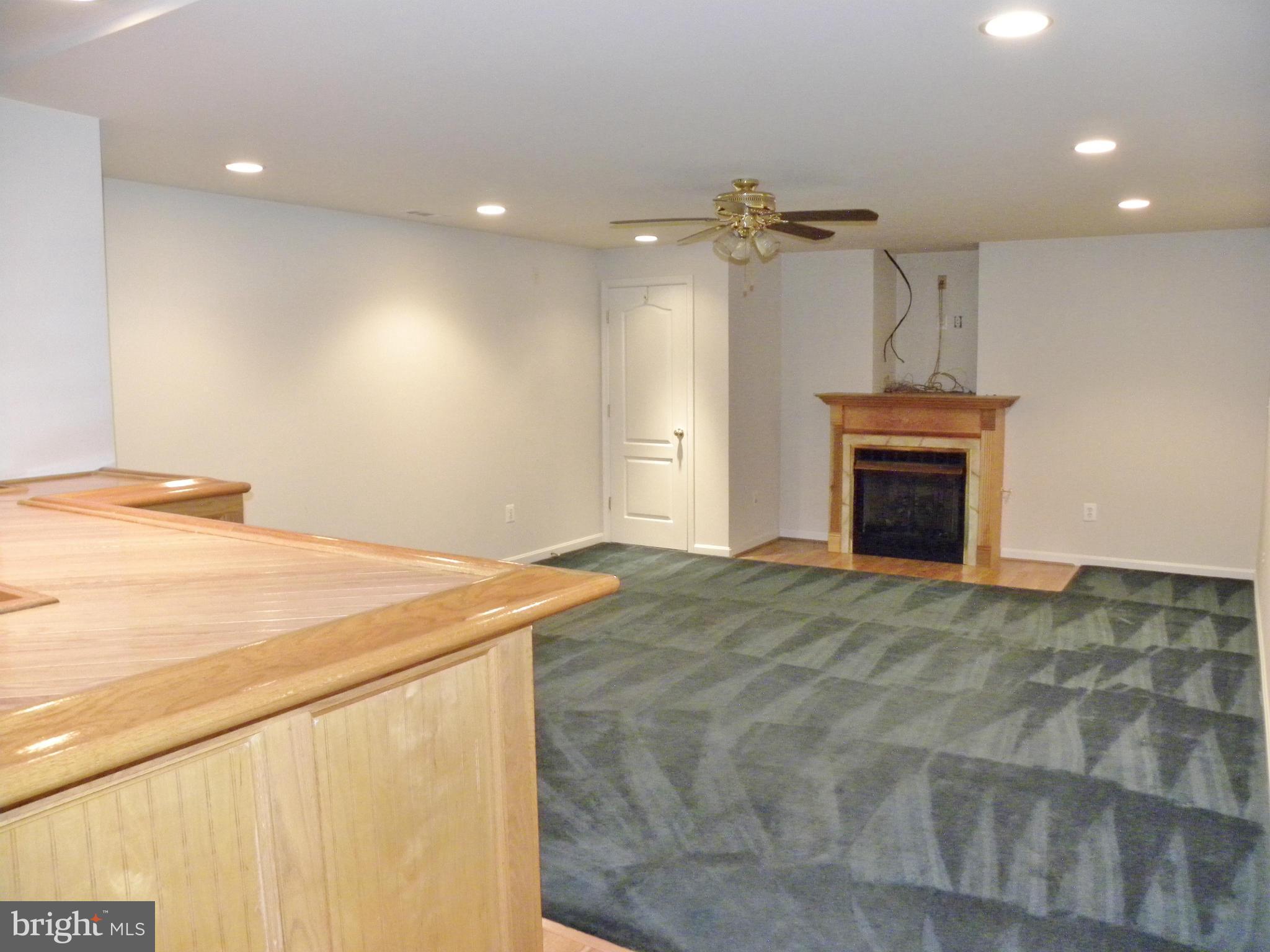 SOMERSET - Residential