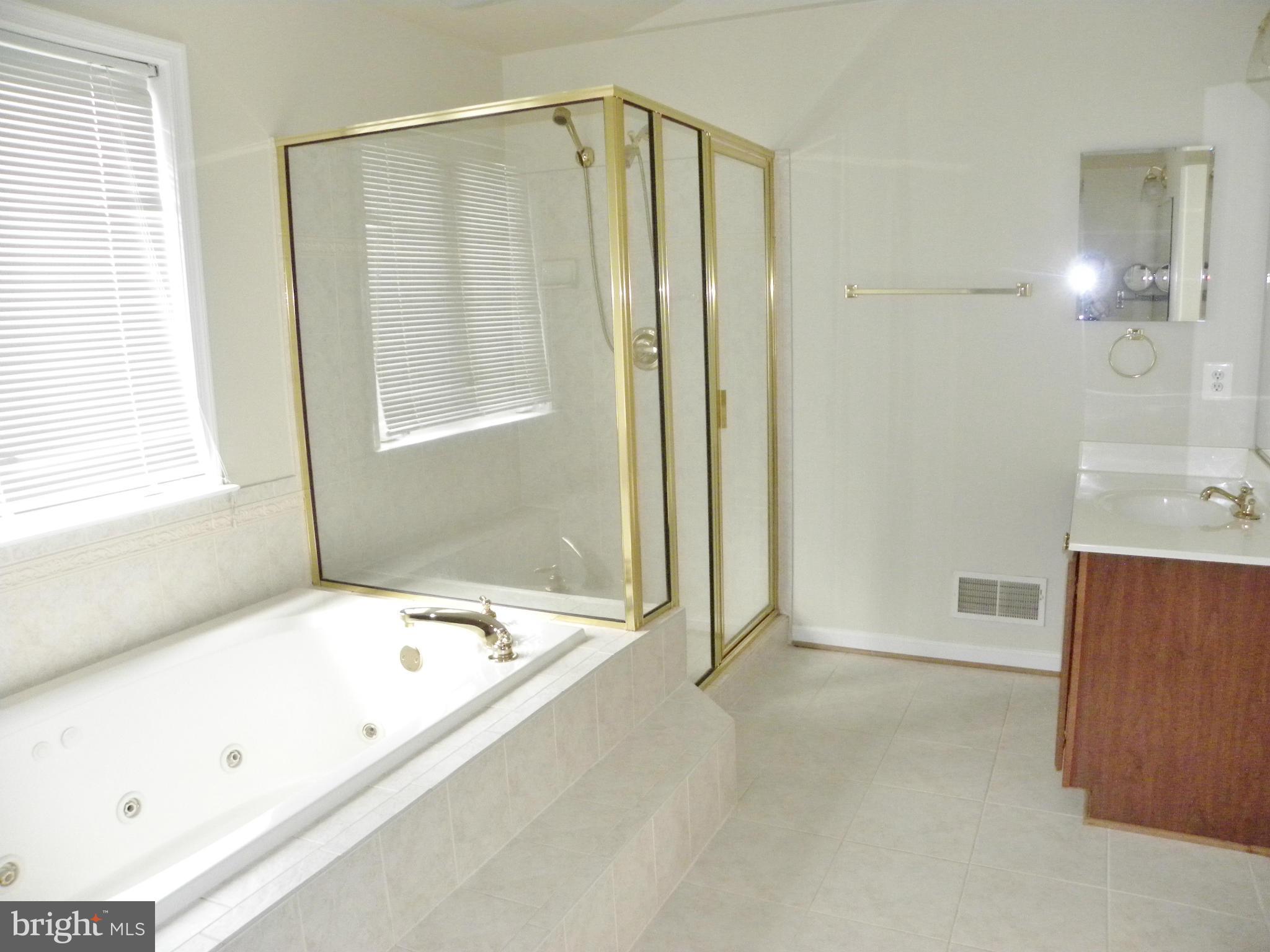 SOMERSET - Residential