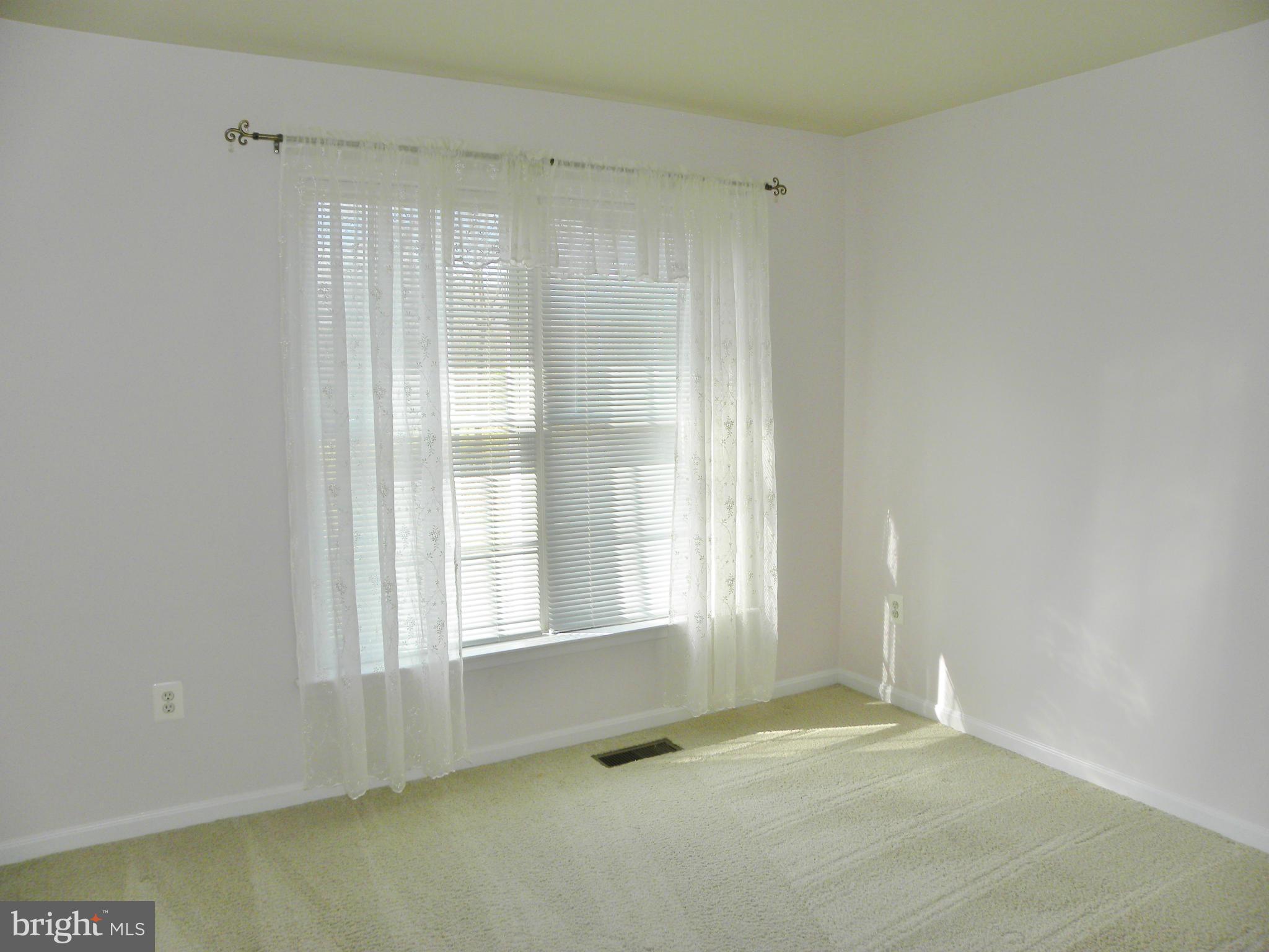 SOMERSET - Residential