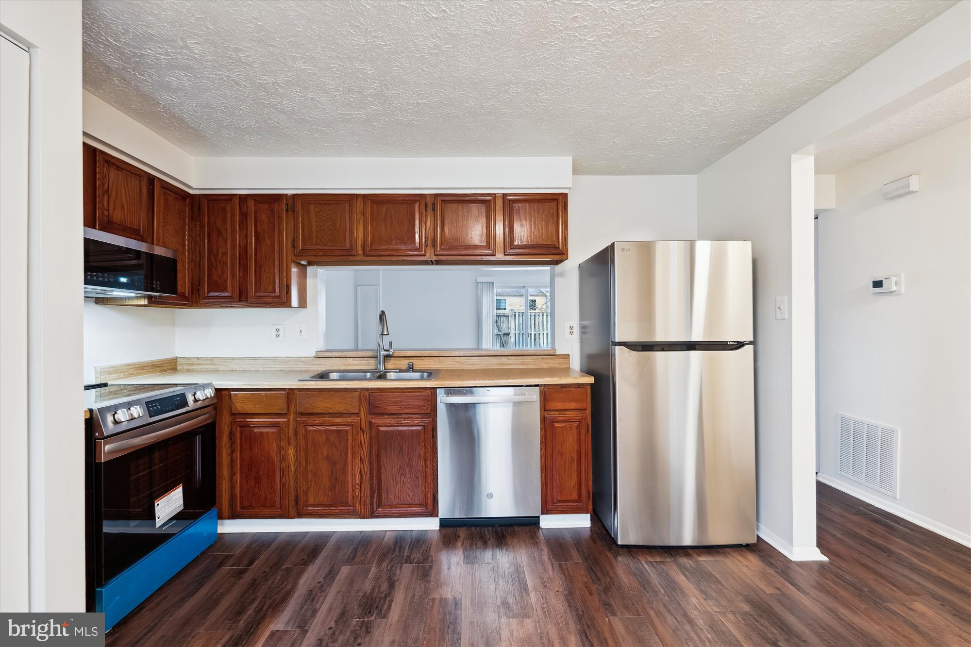 MEADOWVALE - Residential