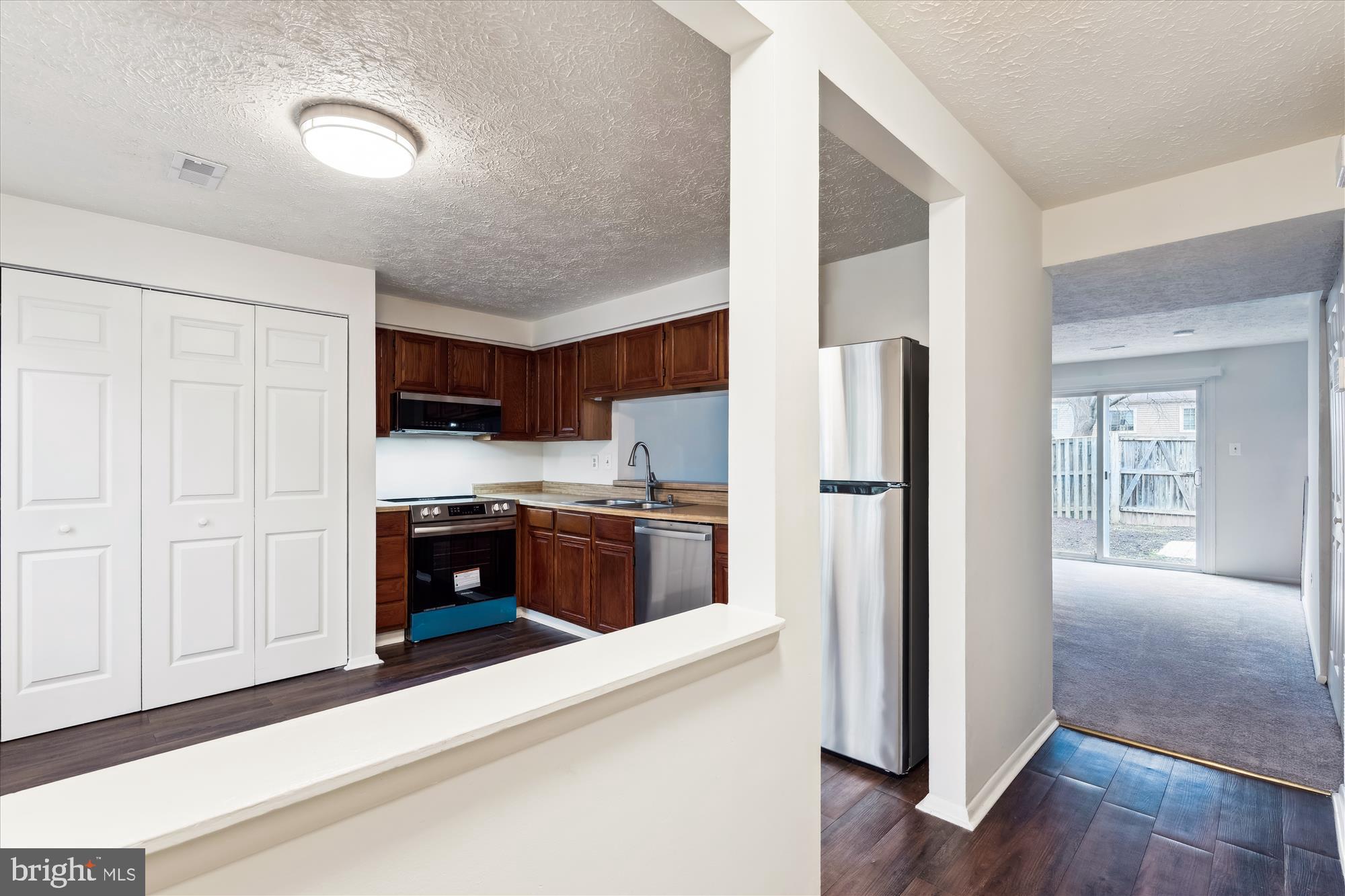 MEADOWVALE - Residential