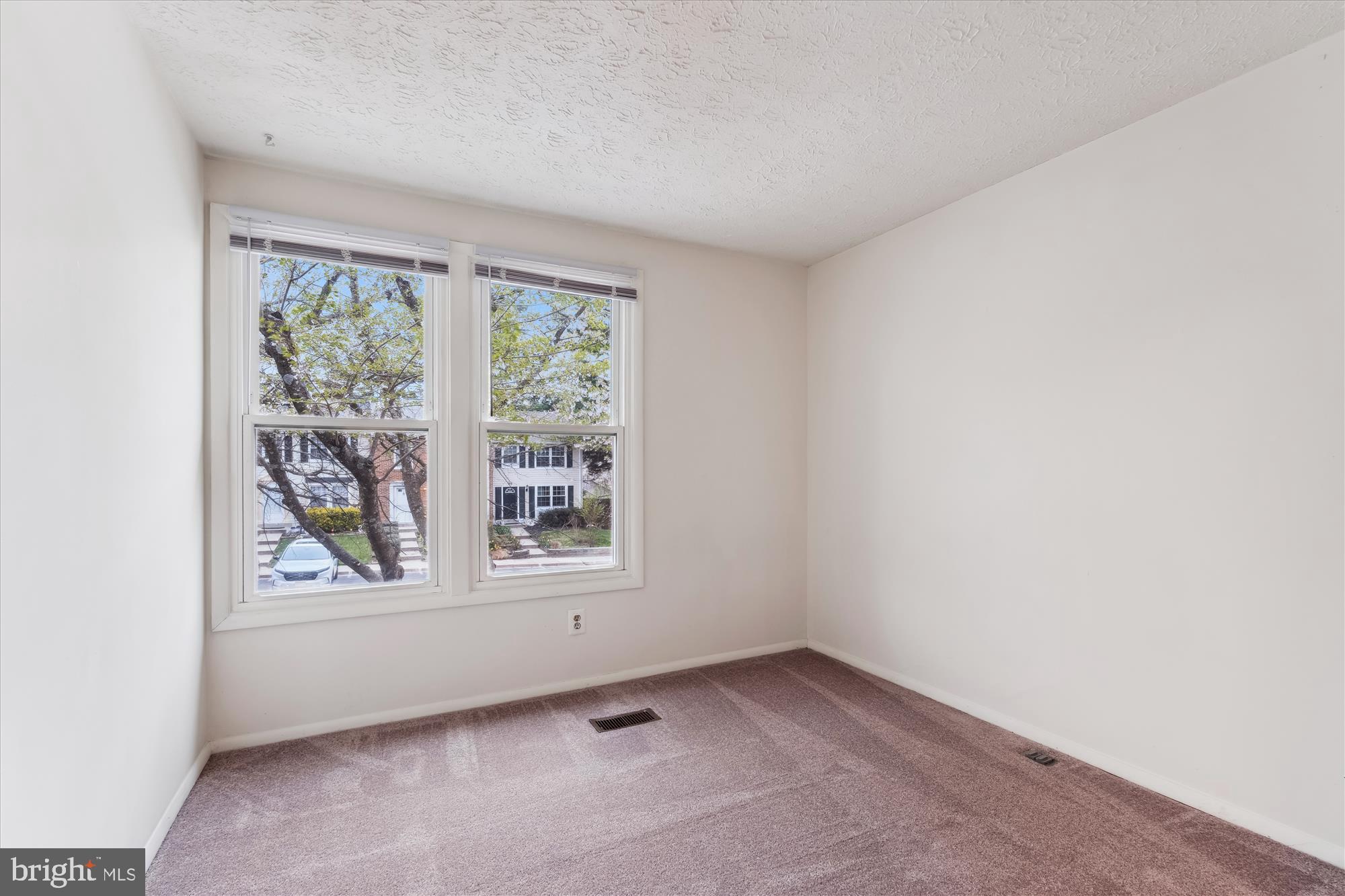 MEADOWVALE - Residential