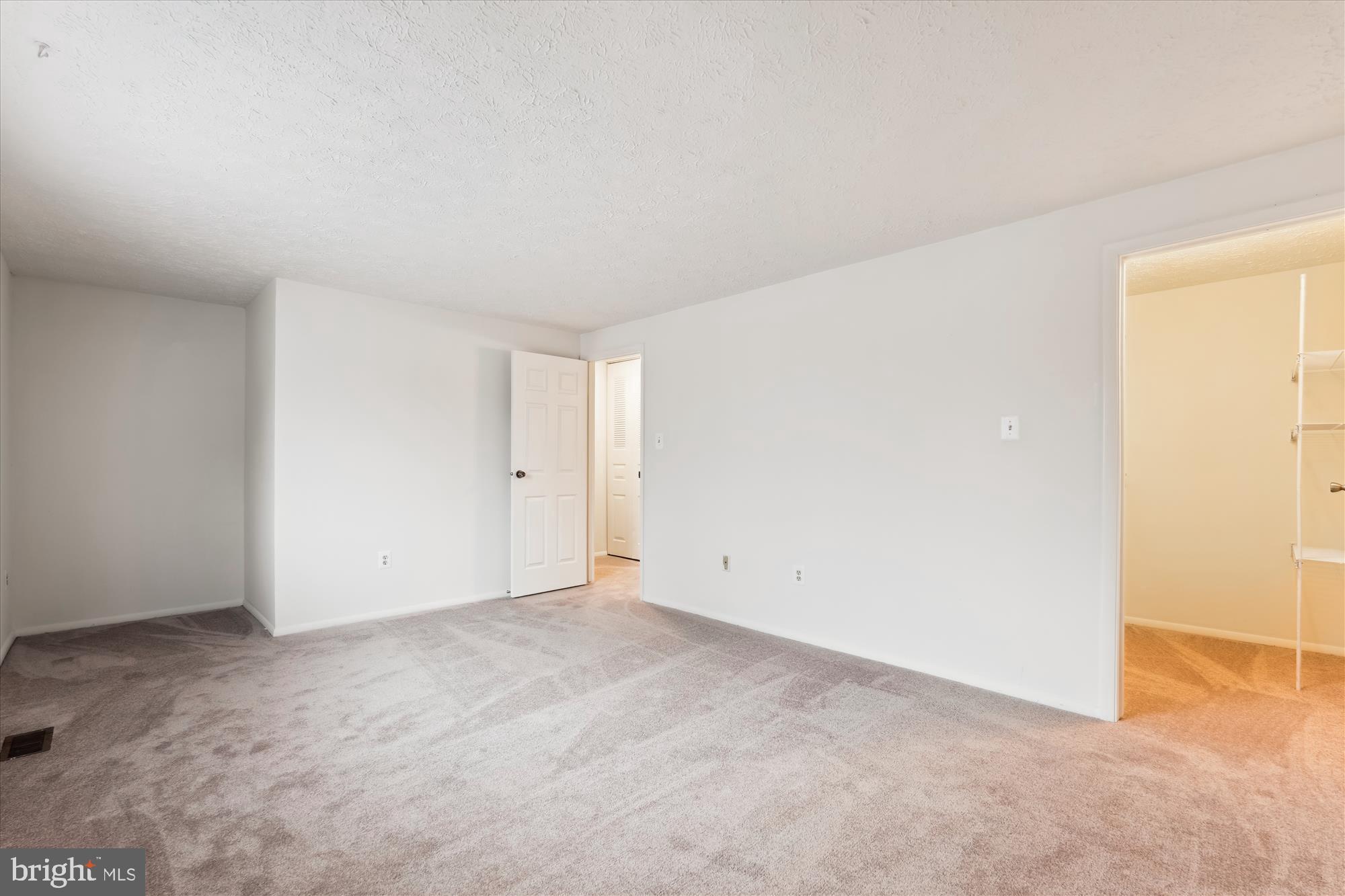 MEADOWVALE - Residential