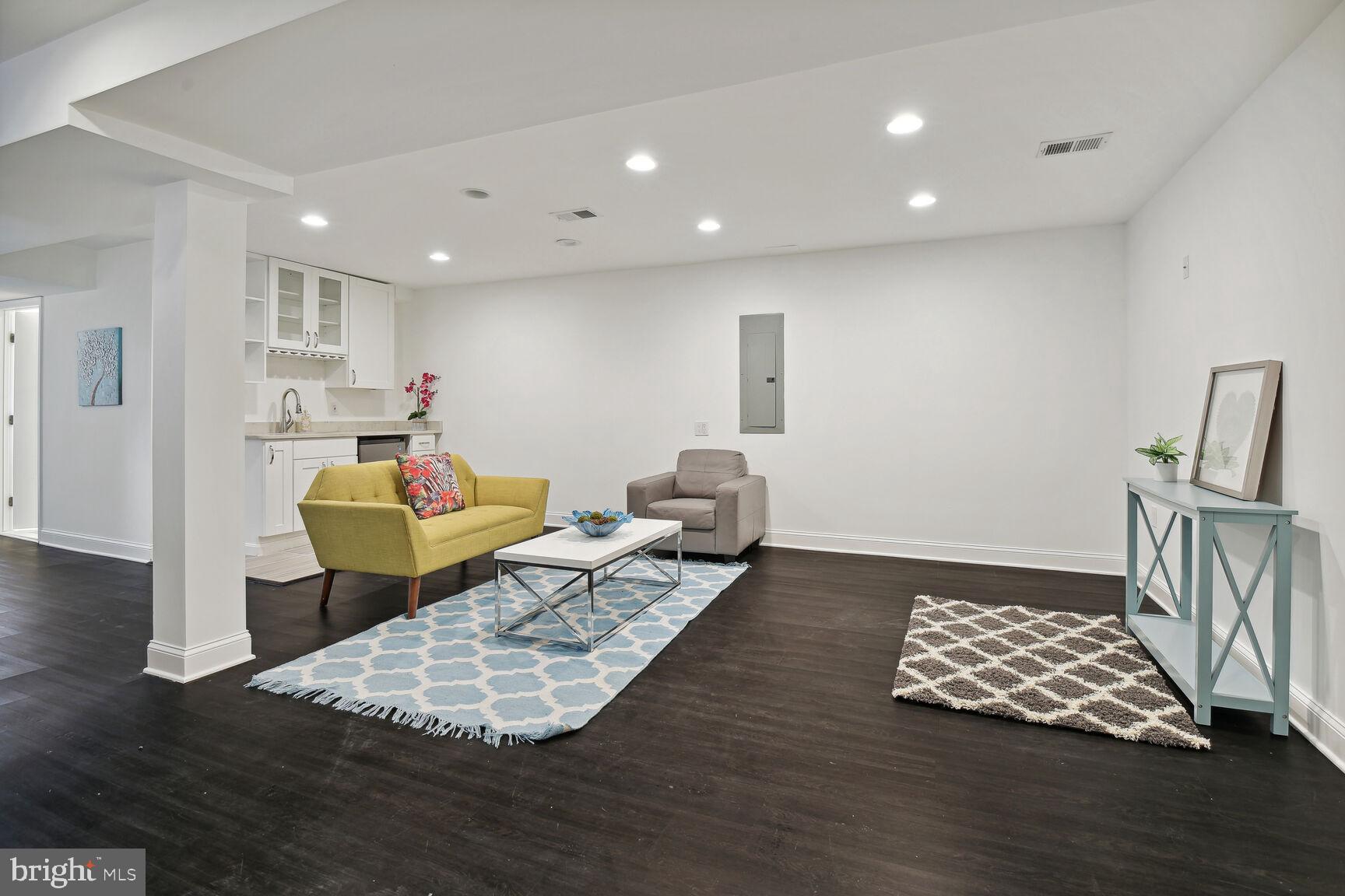 TAKOMA PARK - Residential