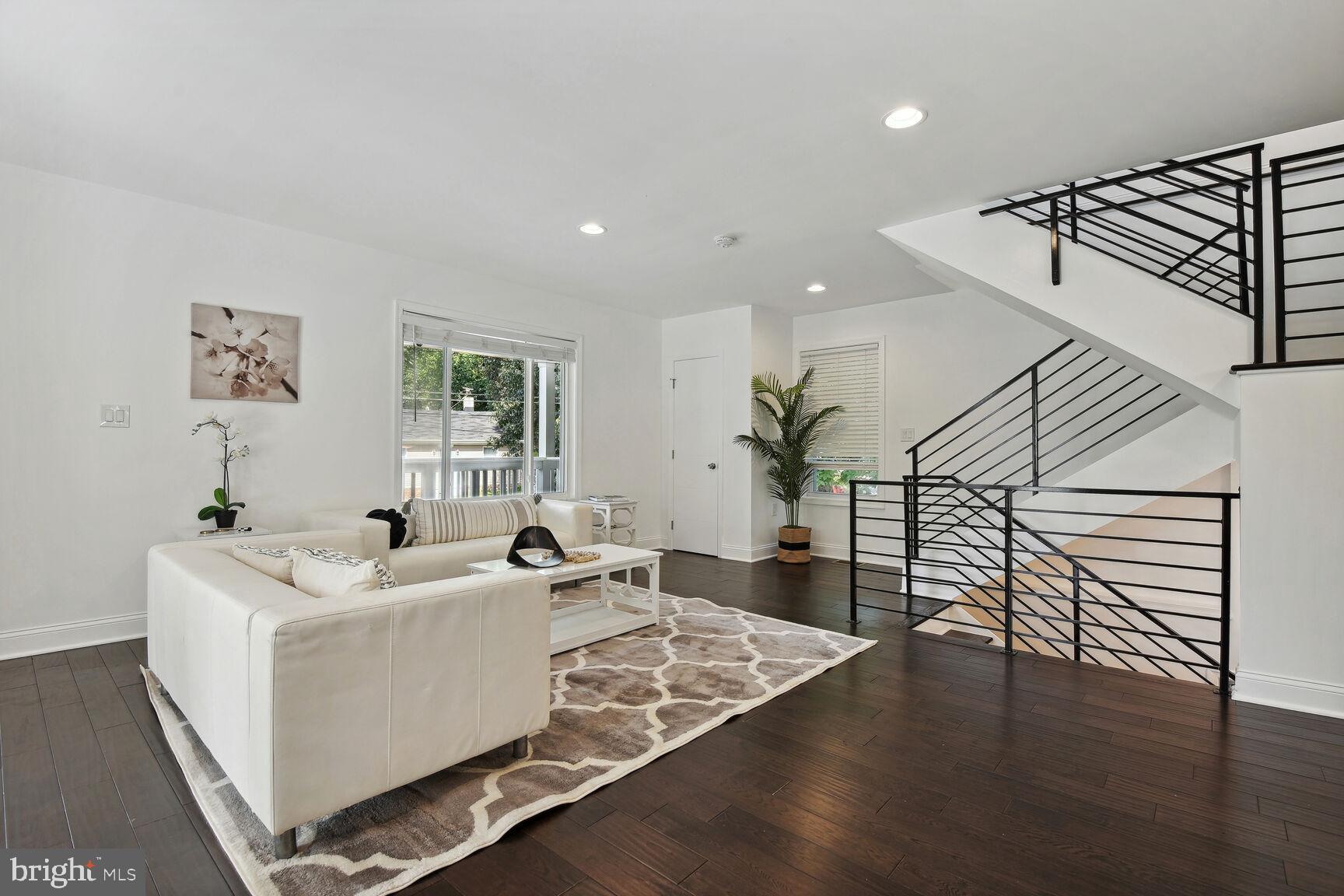 TAKOMA PARK - Residential