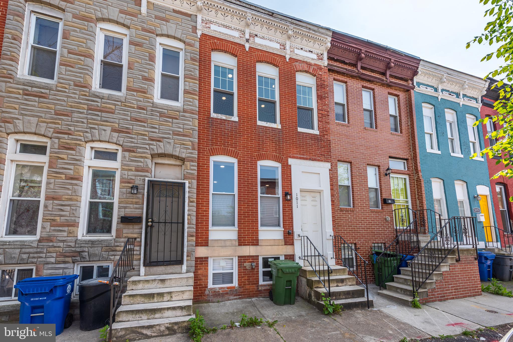 HOLLINS MARKET - Residential