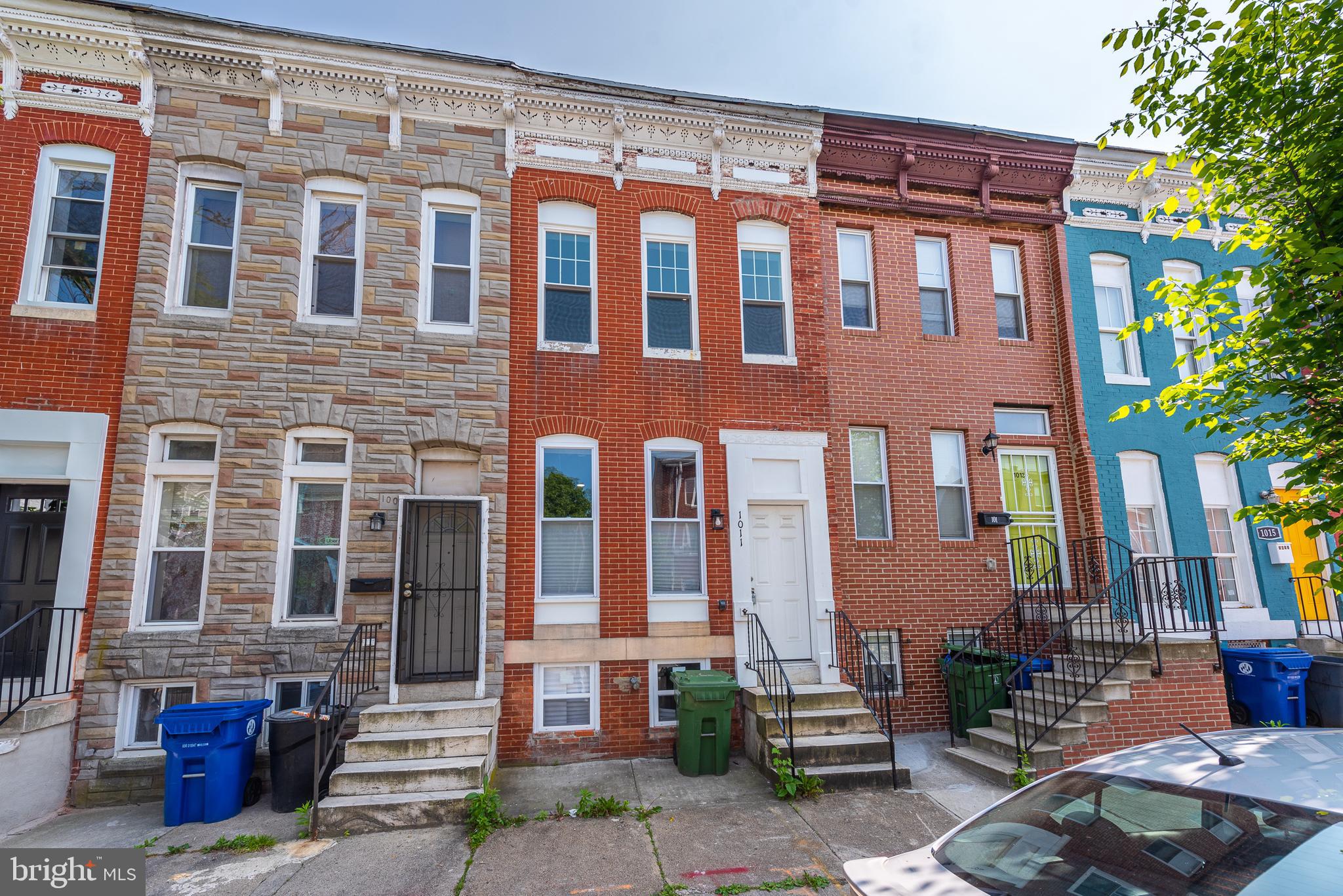 HOLLINS MARKET - Residential