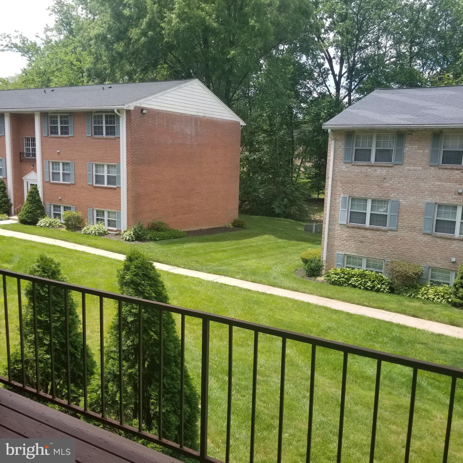 HICKORY HILLS - Residential