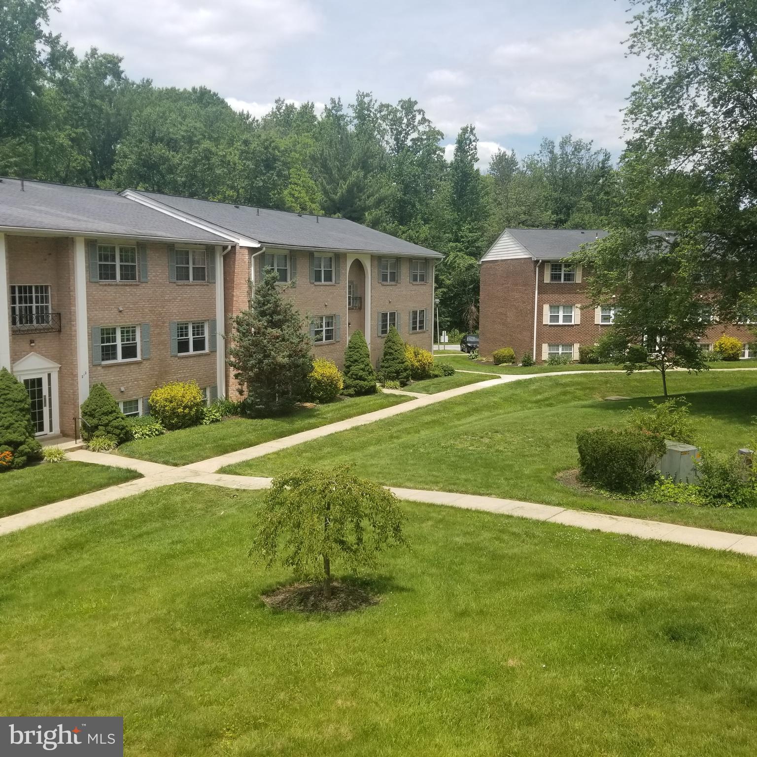 HICKORY HILLS - Residential