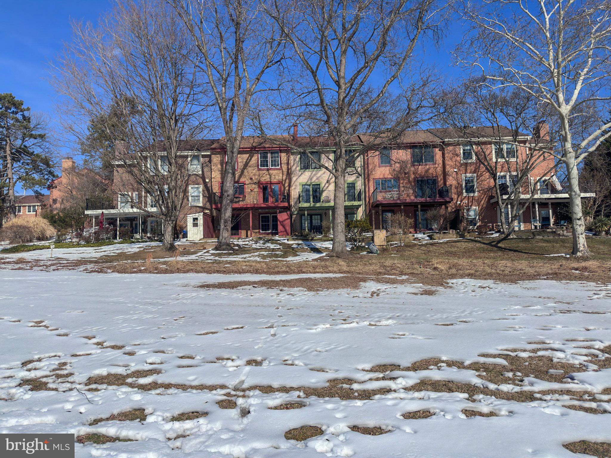 GOLF COURSE SQUARE - Residential