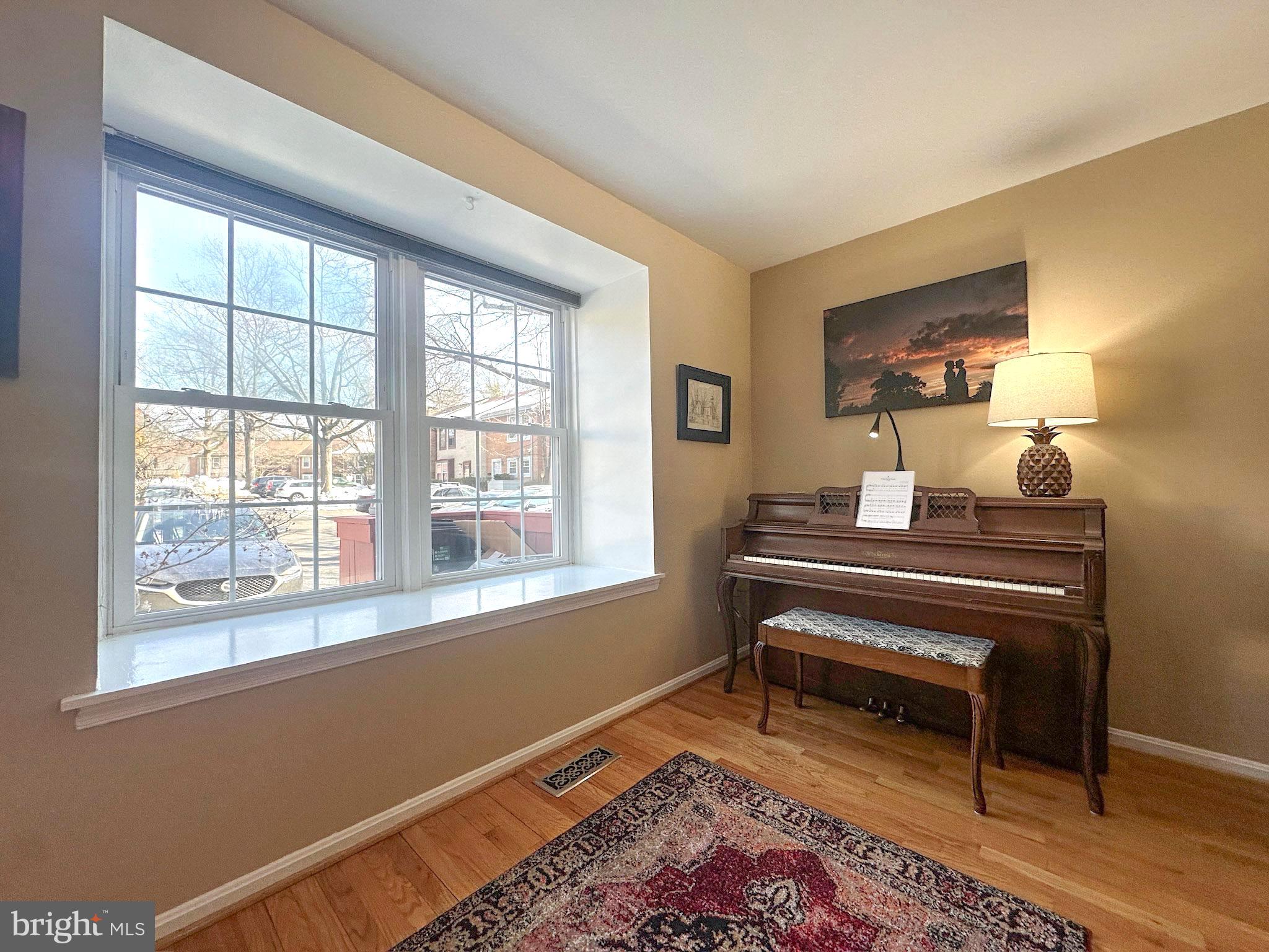 GOLF COURSE SQUARE - Residential