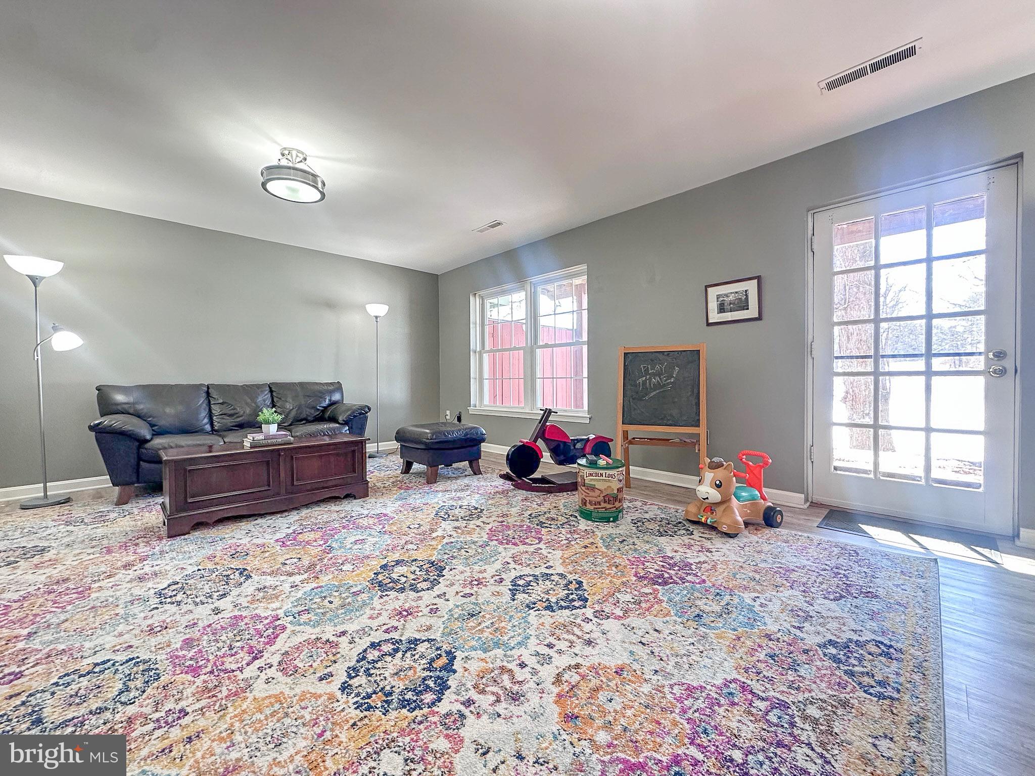 GOLF COURSE SQUARE - Residential