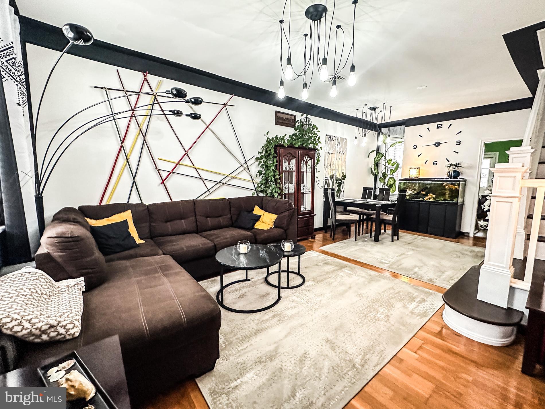 PORT RICHMOND - Residential