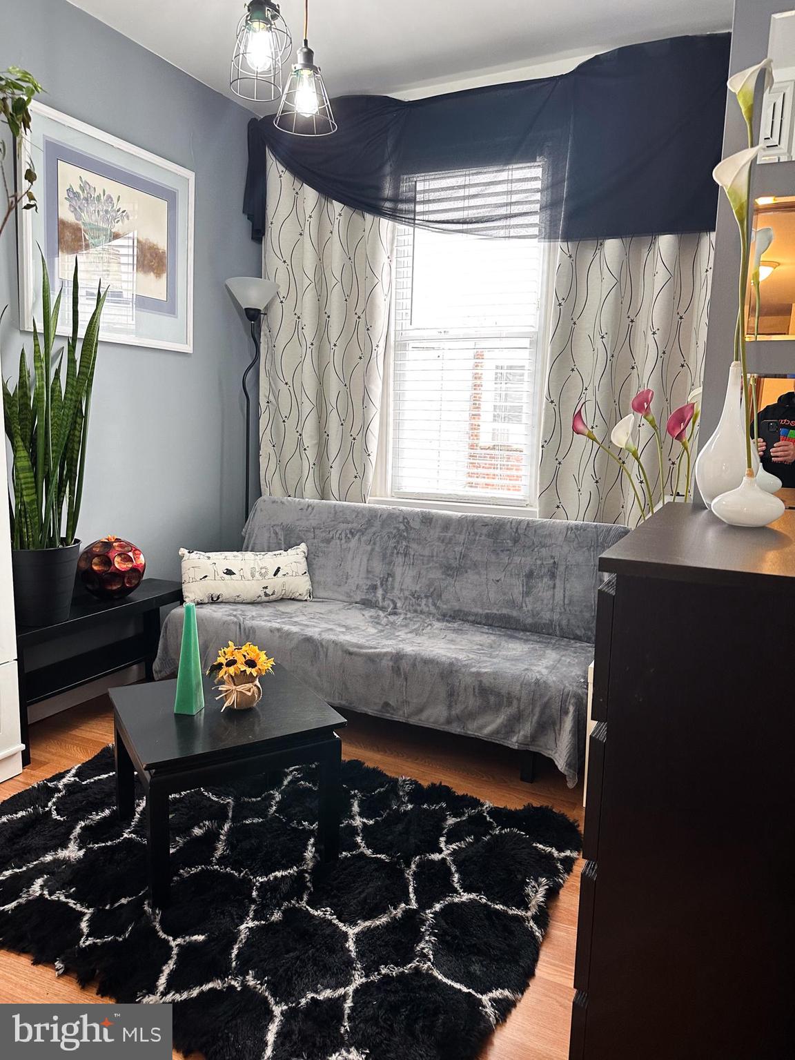 PORT RICHMOND - Residential